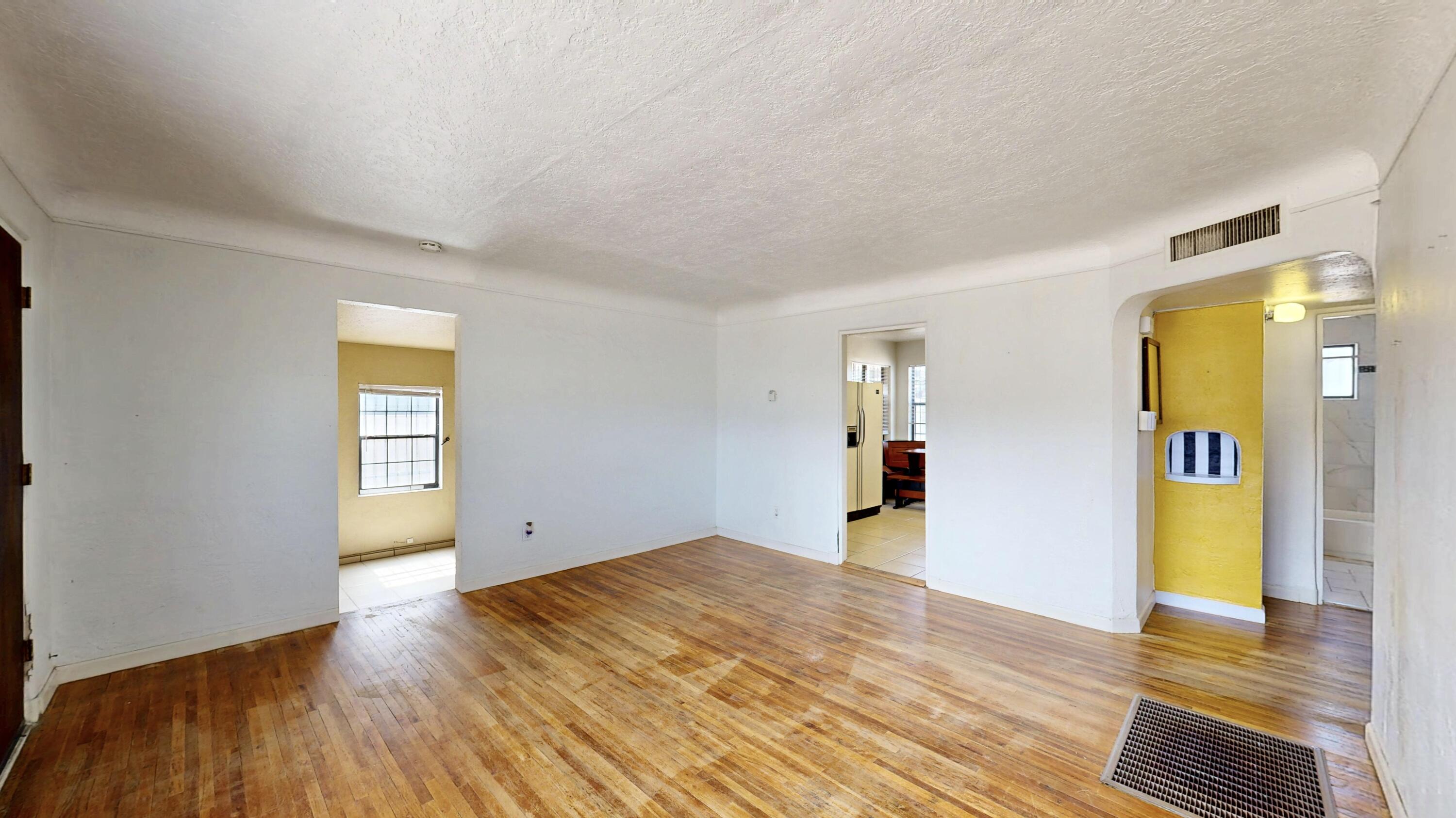 501 DAKOTA Street SE