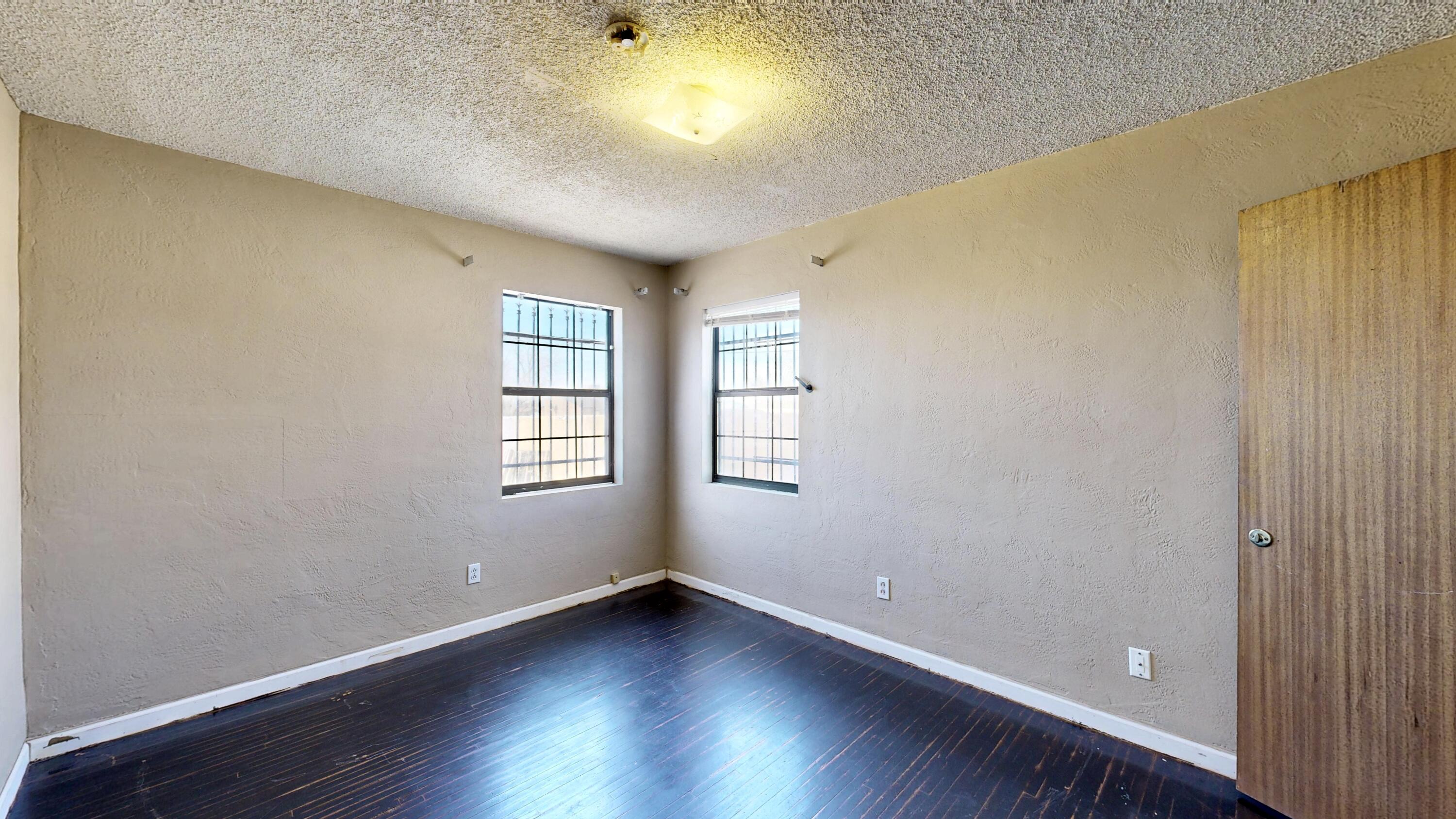 501 DAKOTA Street SE