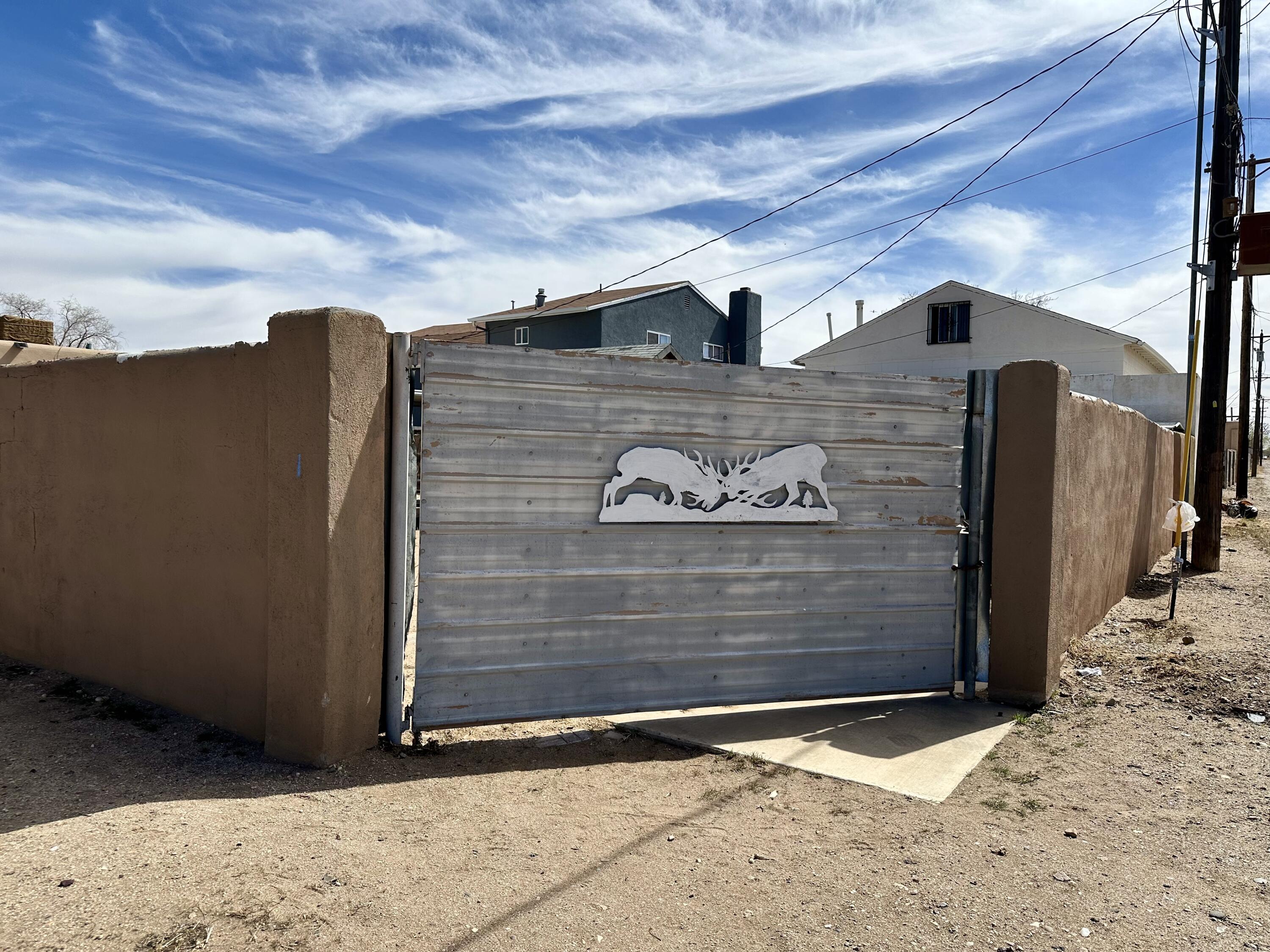 501 DAKOTA Street SE
