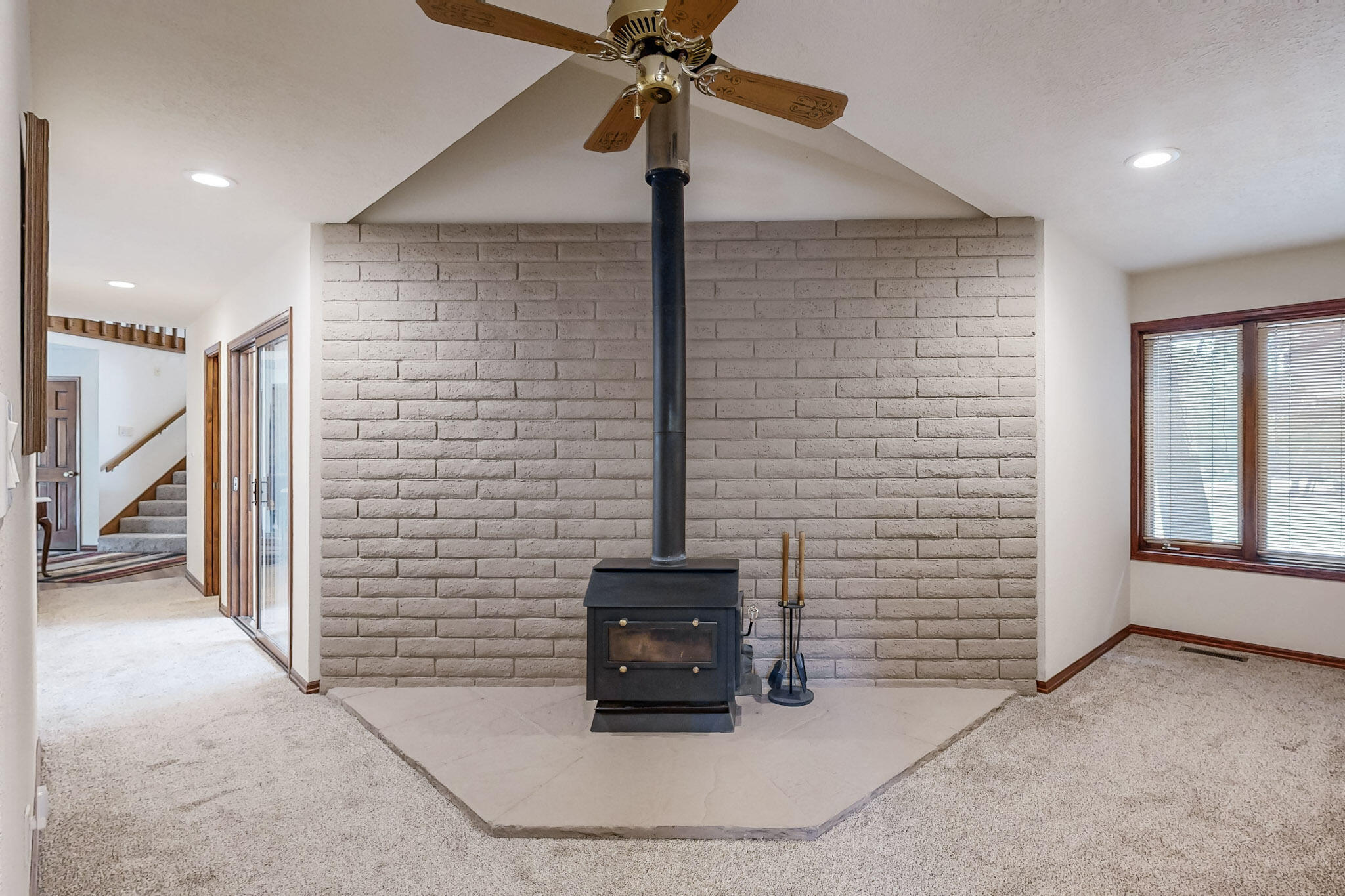 119 STEEPLECHASE Drive