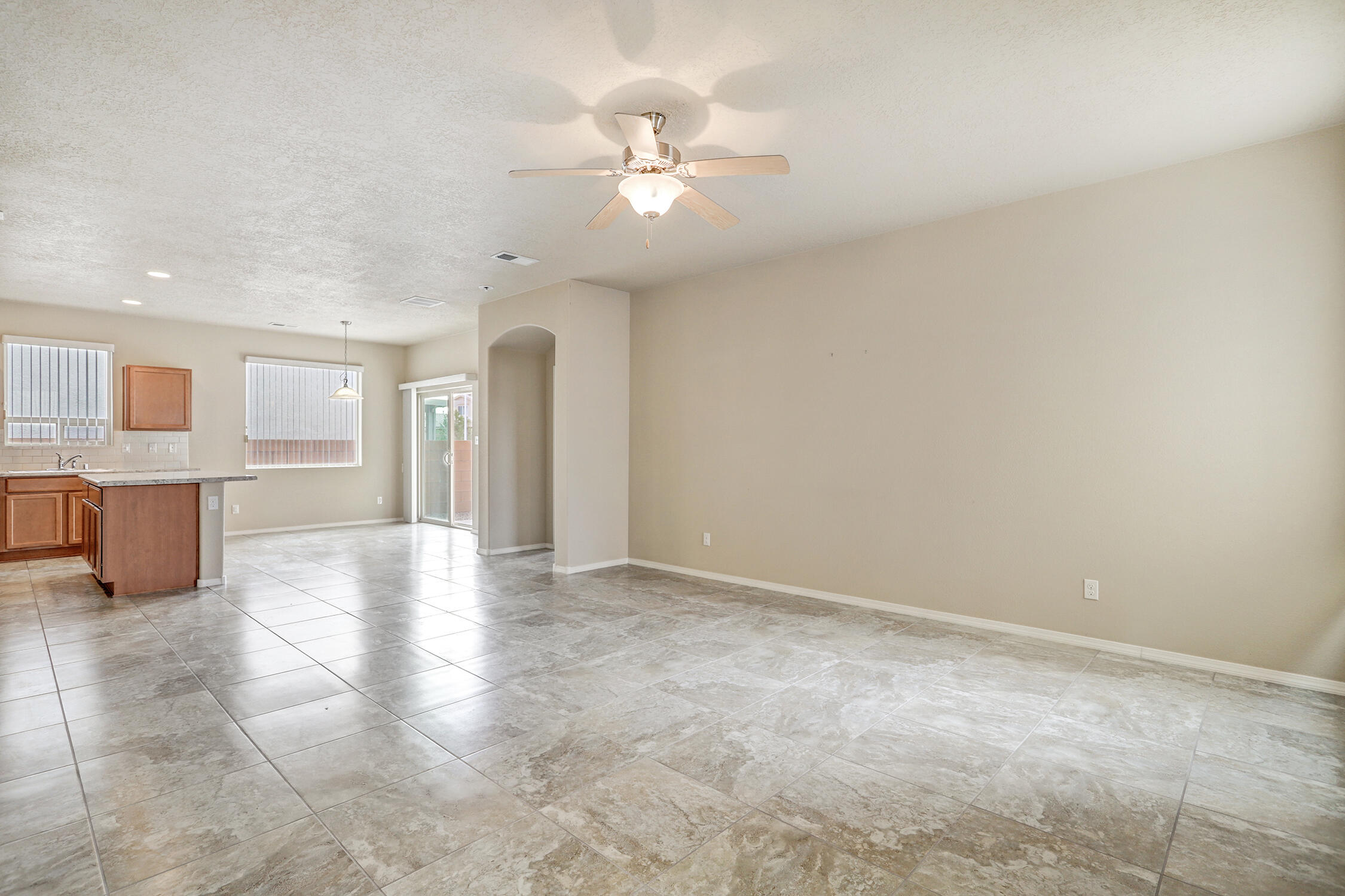 7048 TOMBSTONE Road NW
