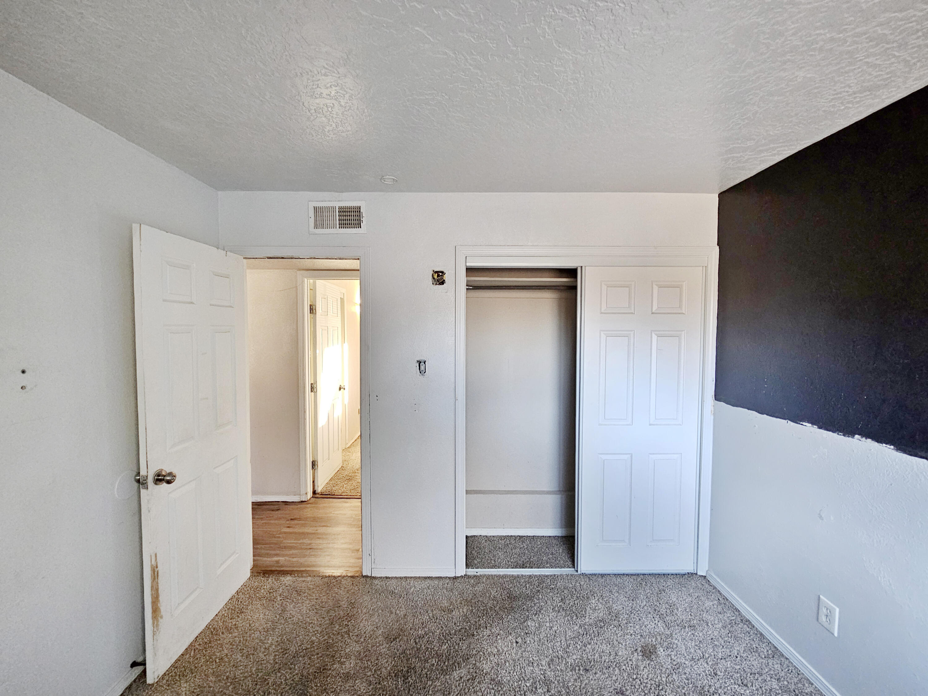 1211 PRESIDIO Place SW