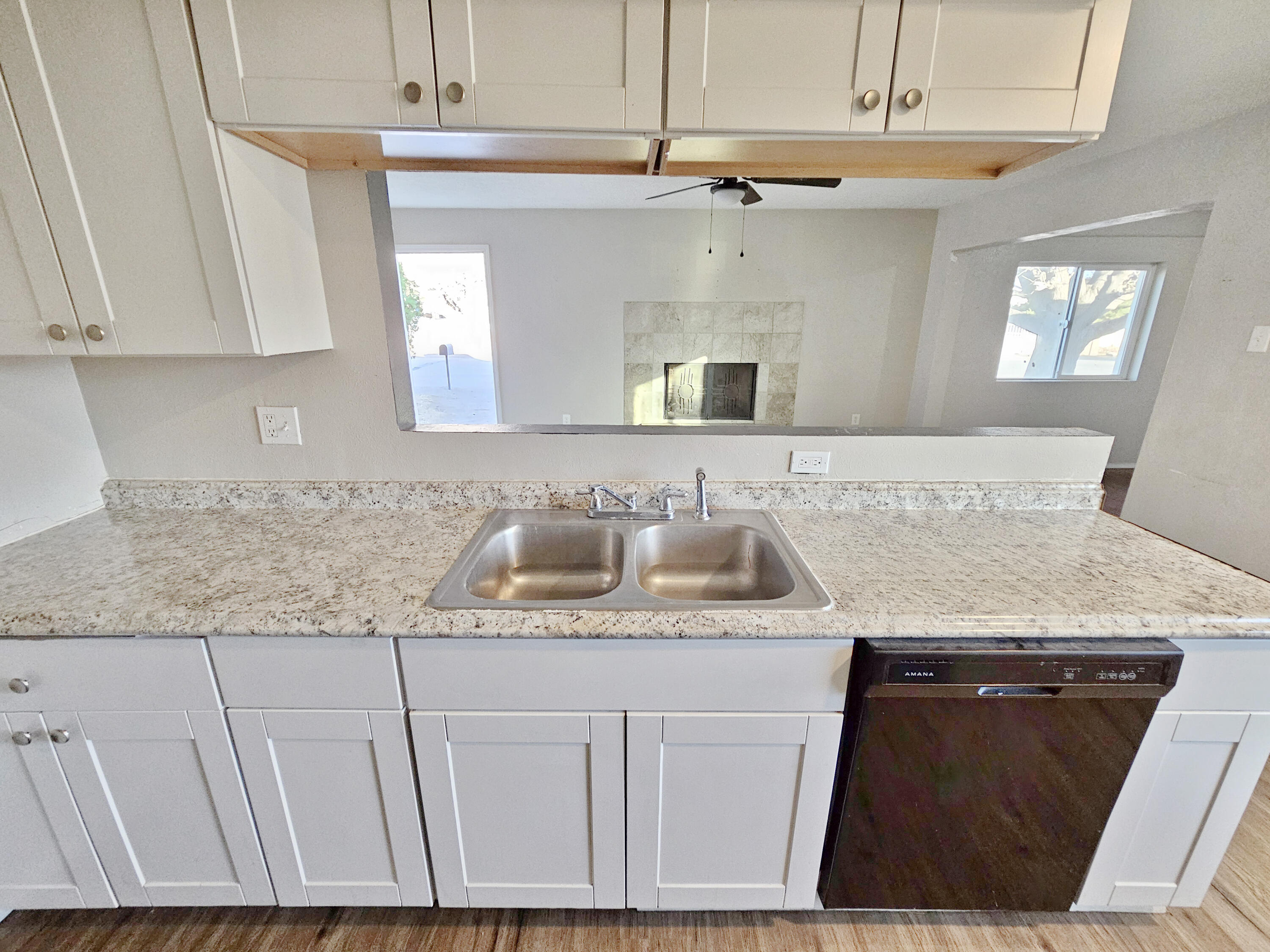 1211 PRESIDIO Place SW