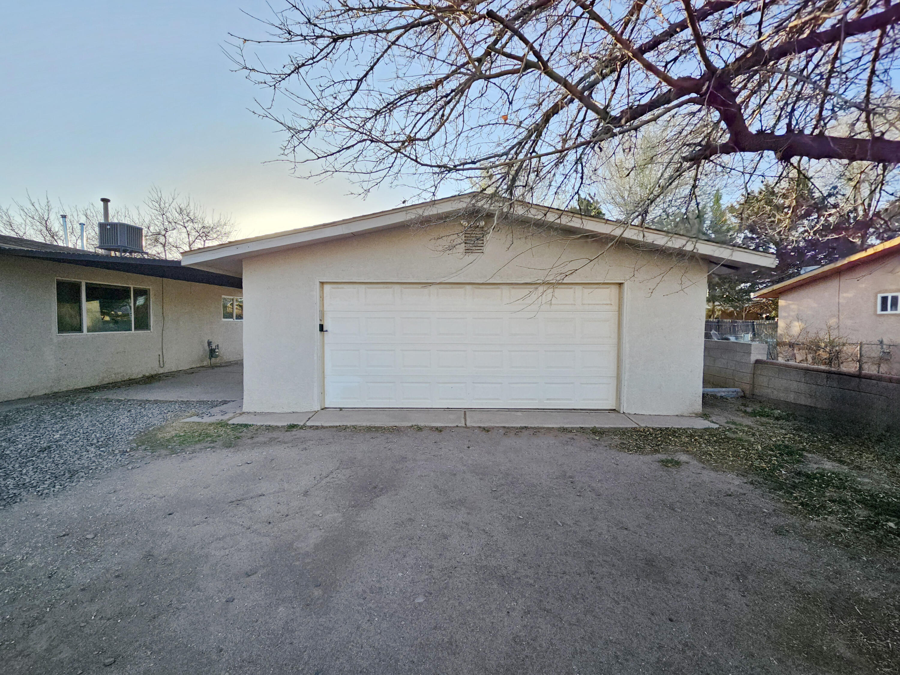 1211 PRESIDIO Place SW