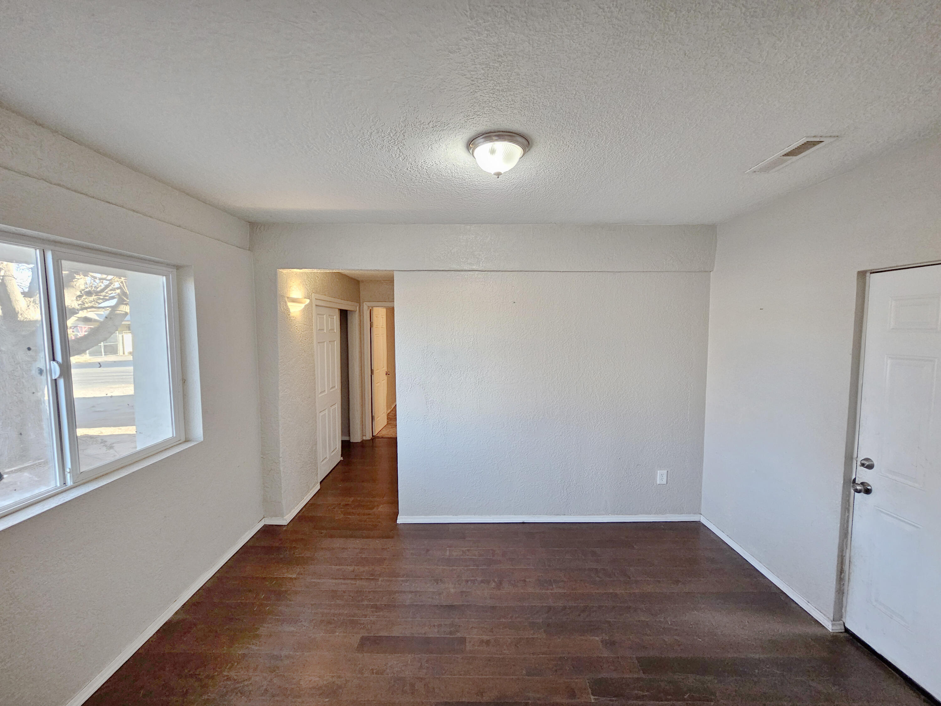 1211 PRESIDIO Place SW