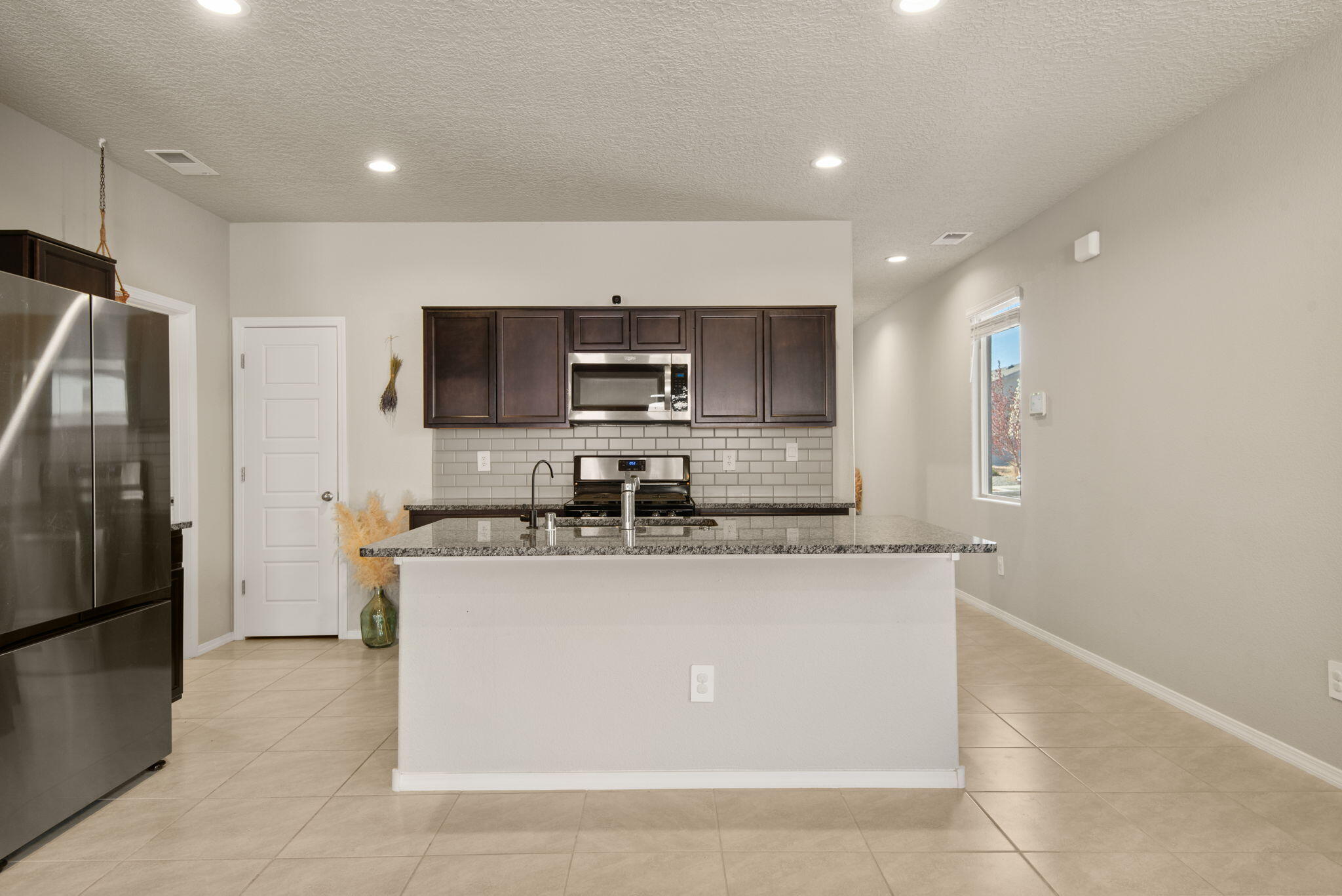 10657 CARESSO SW