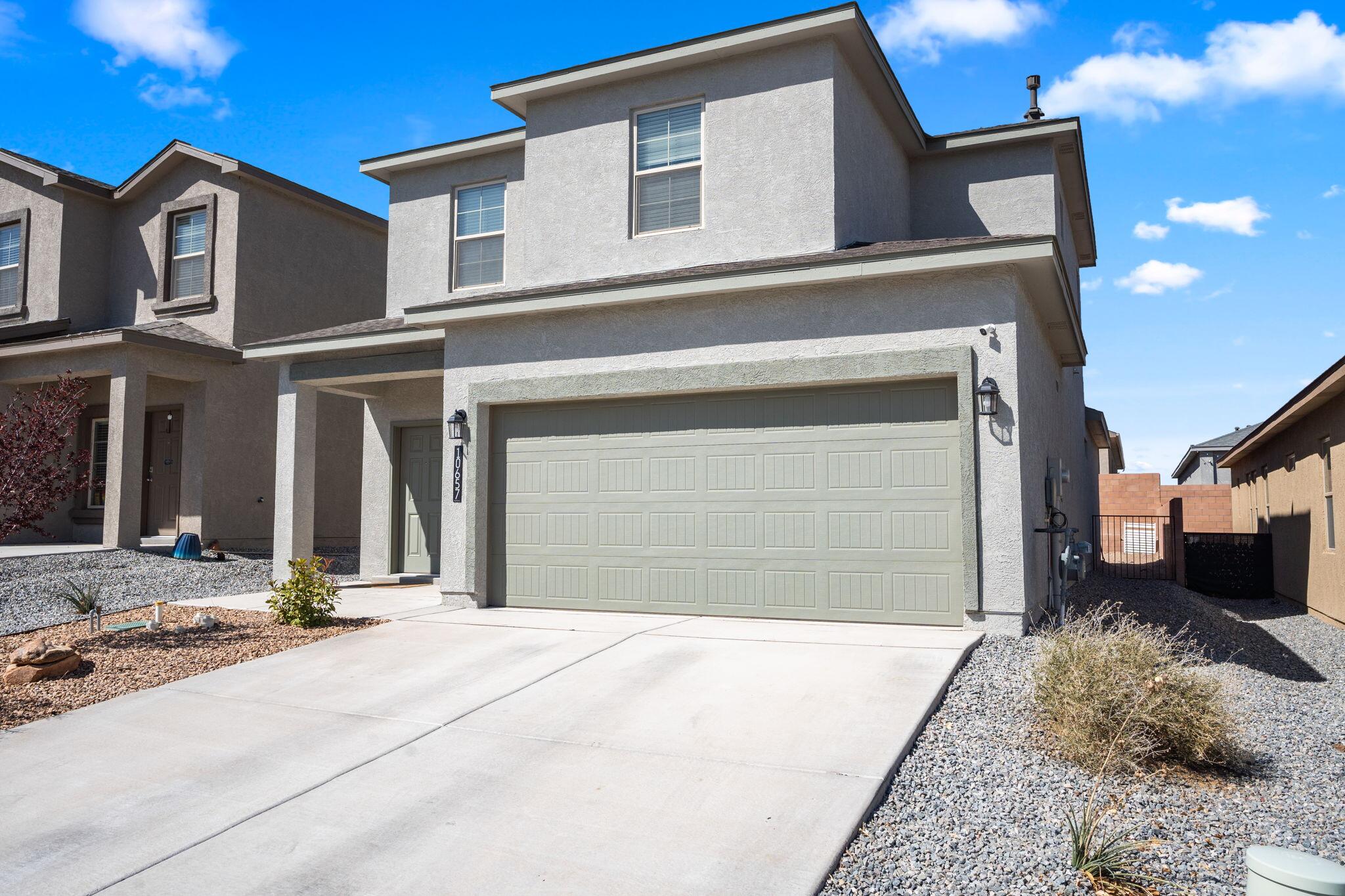 10657 CARESSO SW