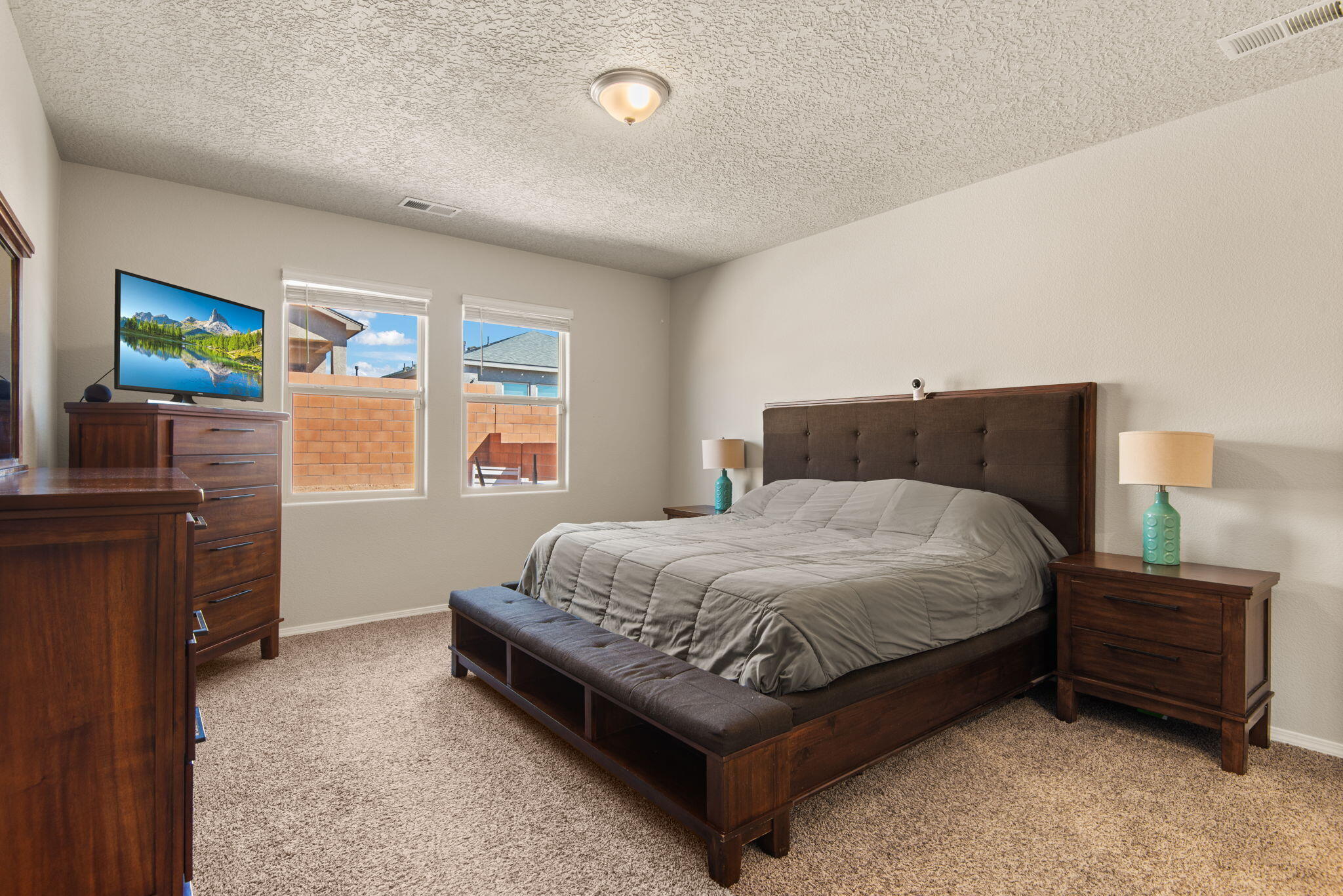 10657 CARESSO SW
