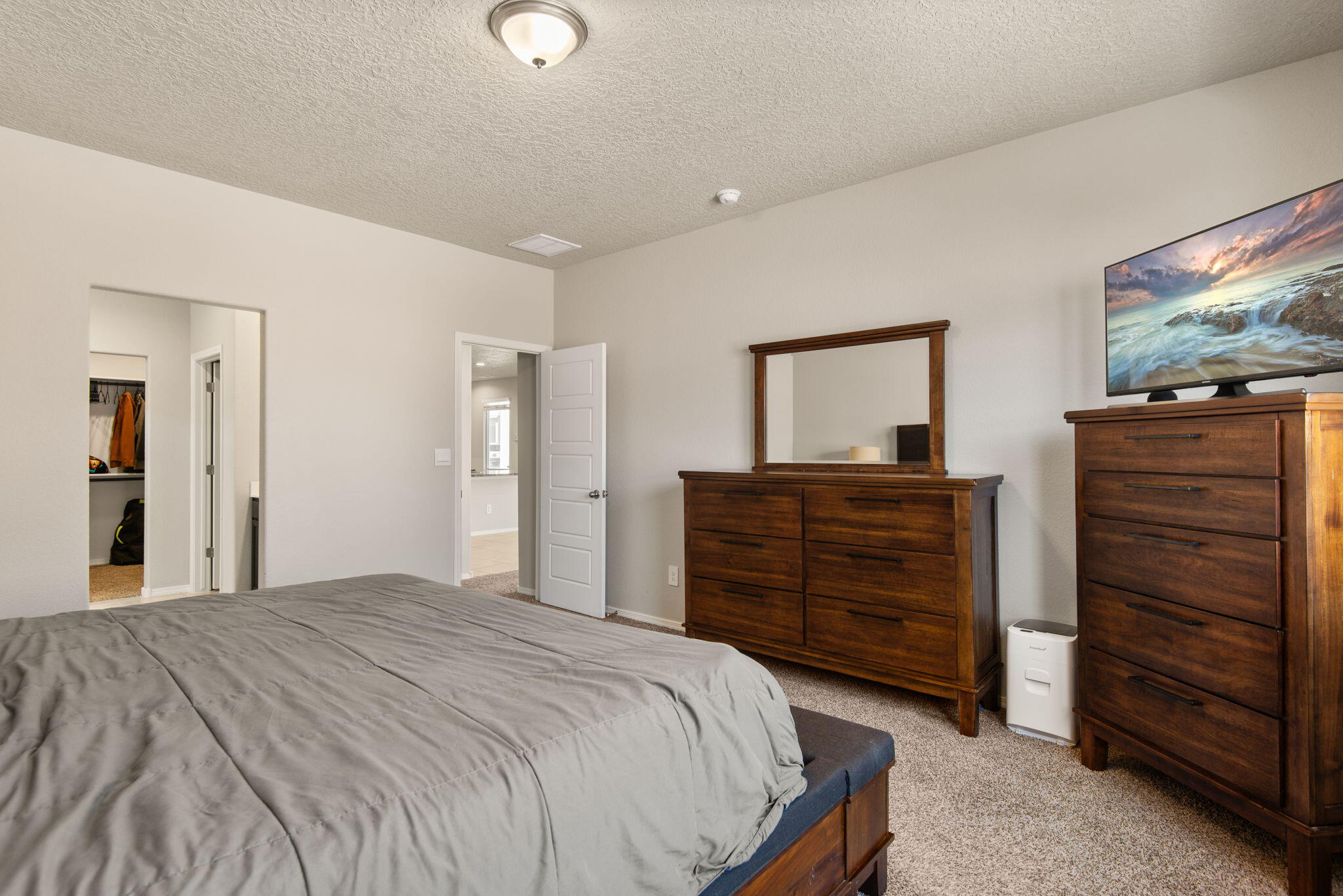 10657 CARESSO SW