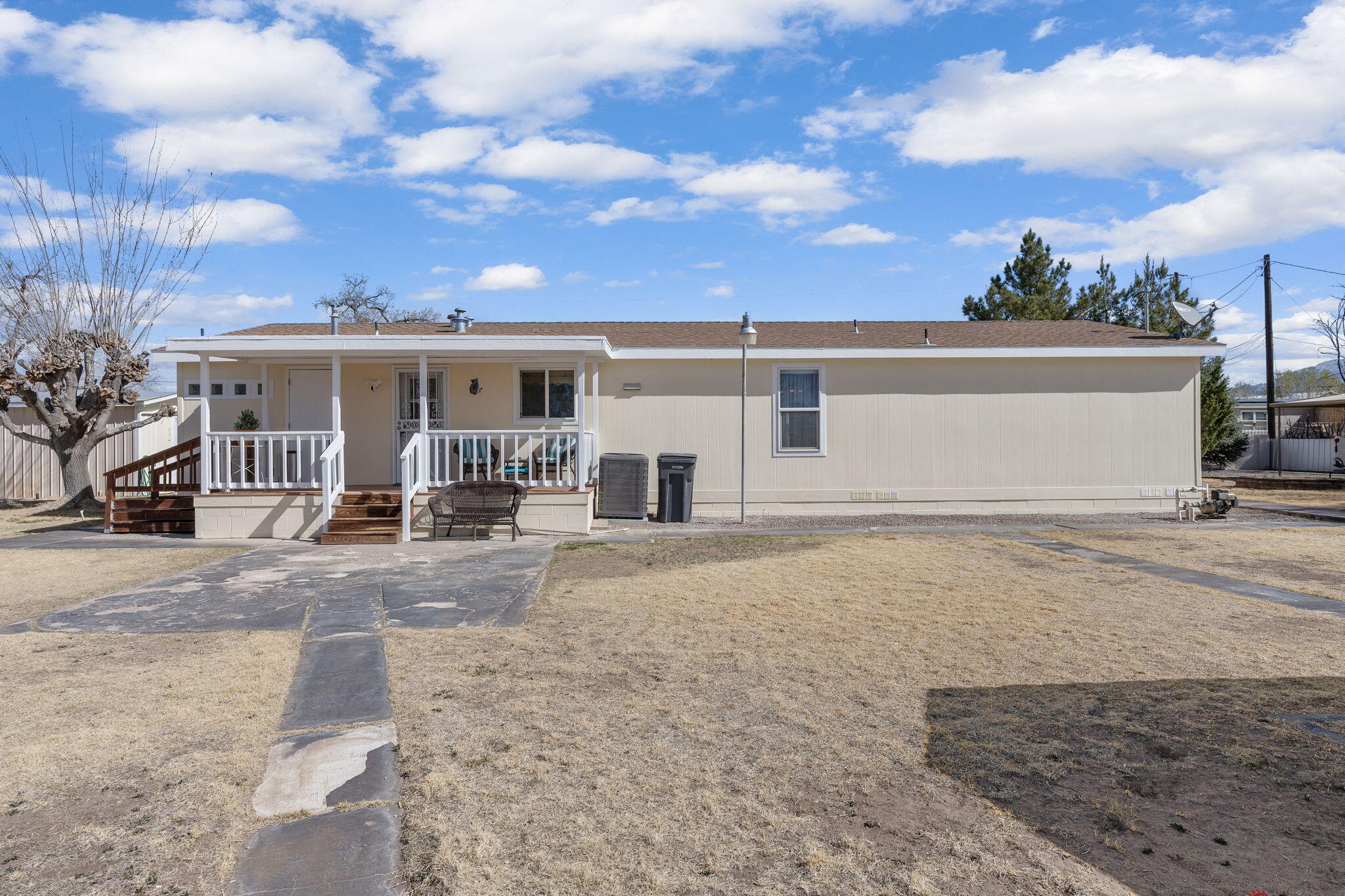 420 ROBIN MEADOW Street NW