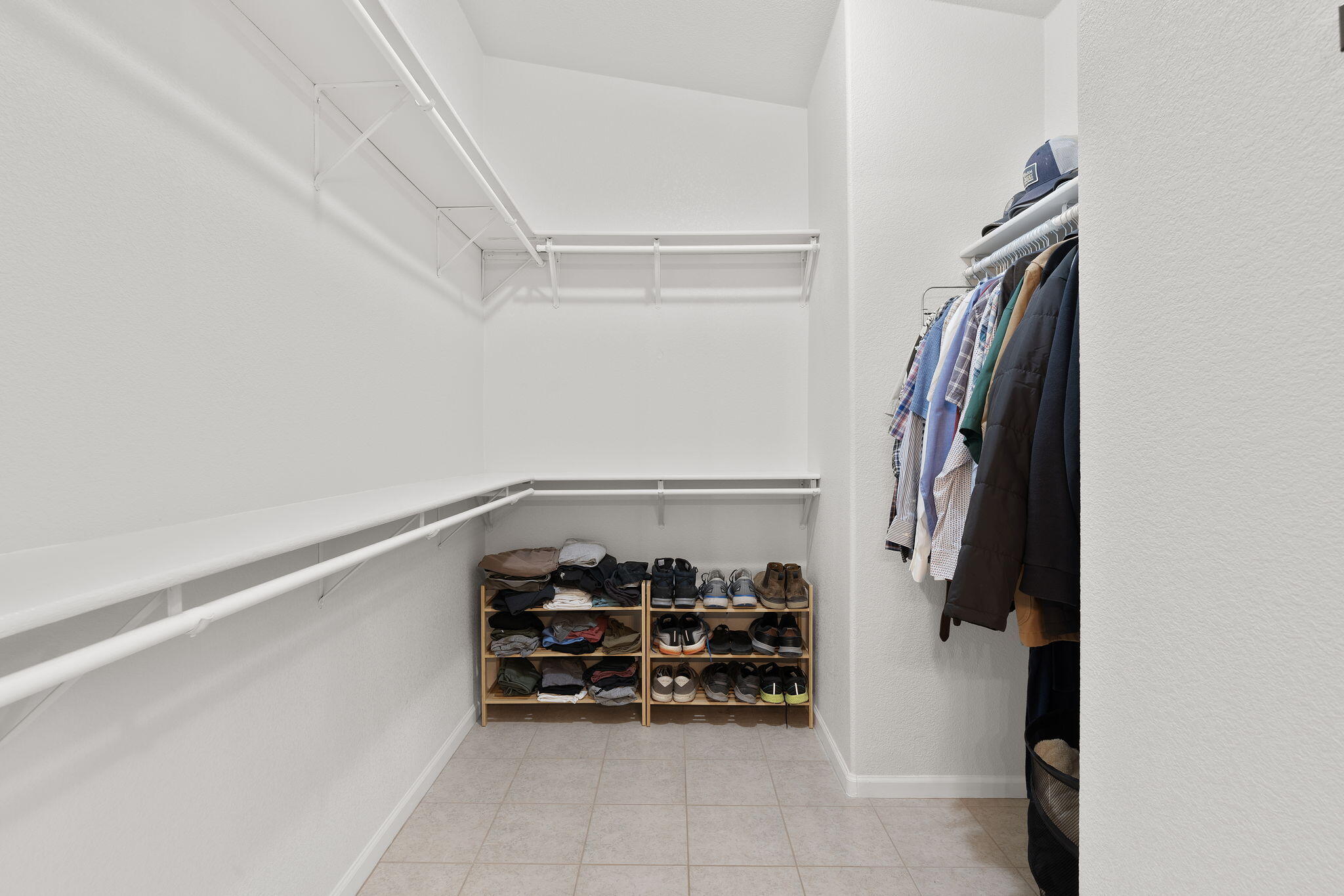 420 ROBIN MEADOW Street NW