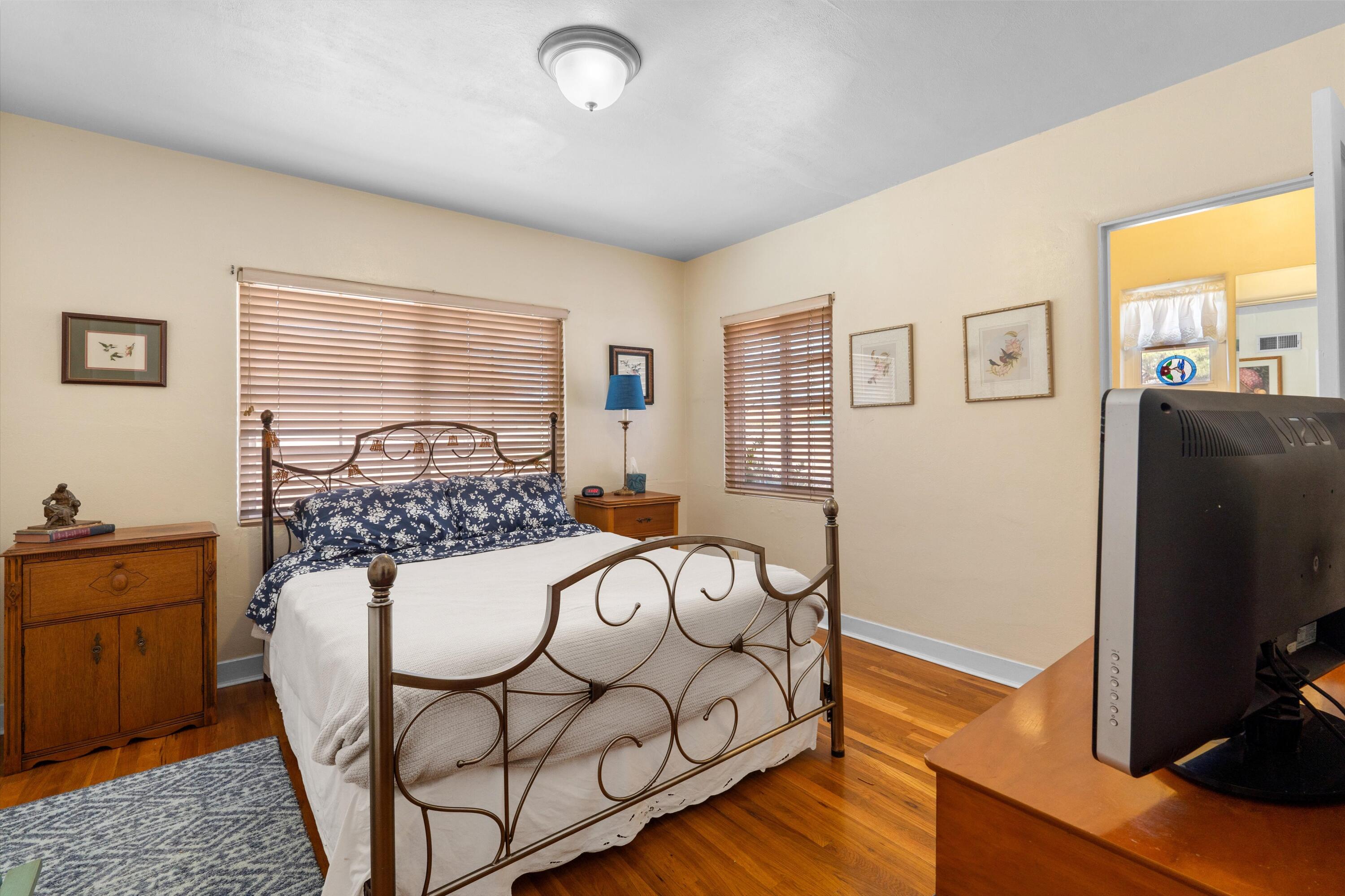 801 PARKLAND Circle SE