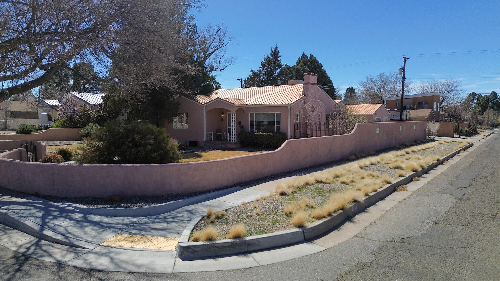 801 PARKLAND Circle SE