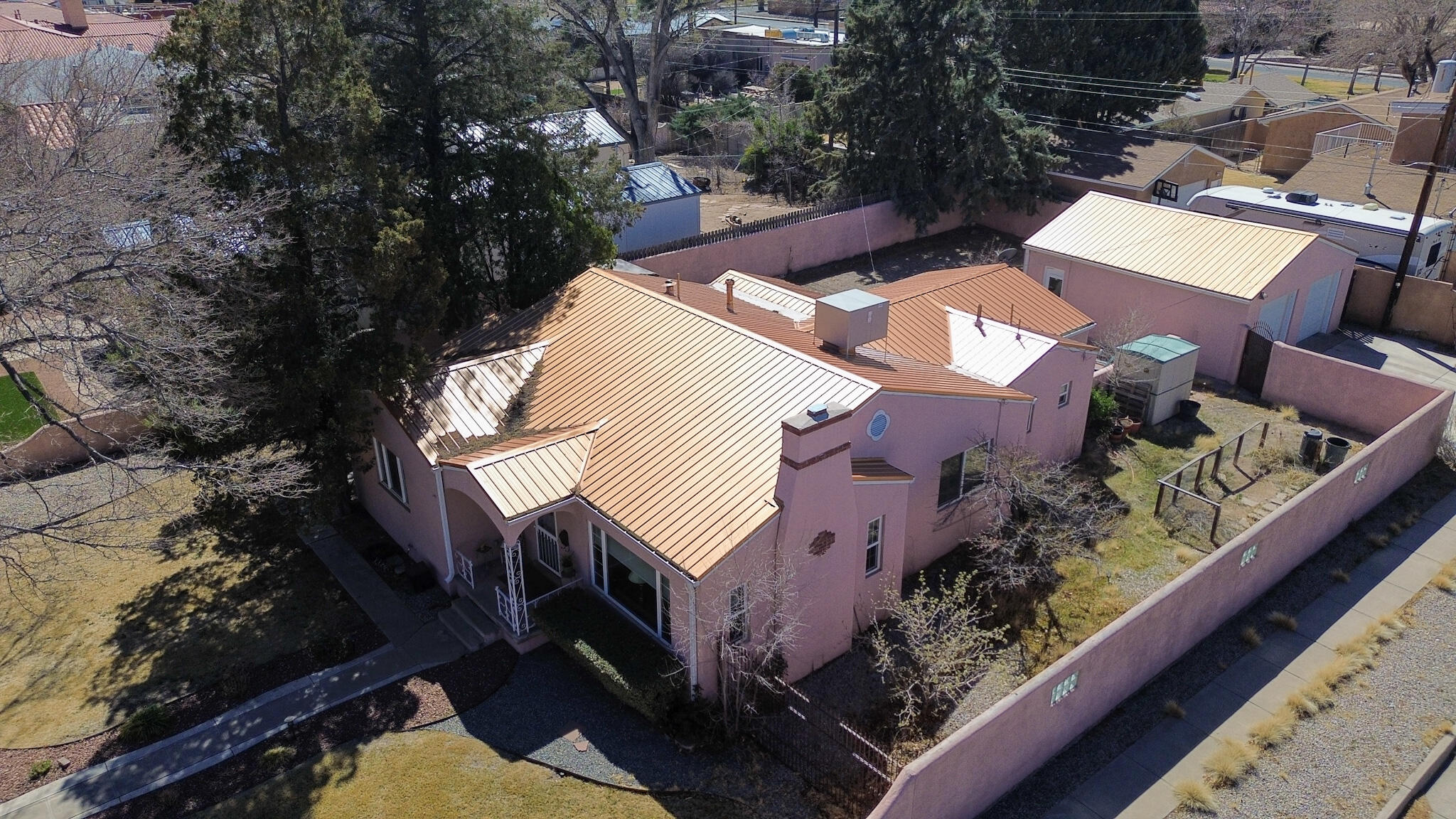 801 PARKLAND Circle SE