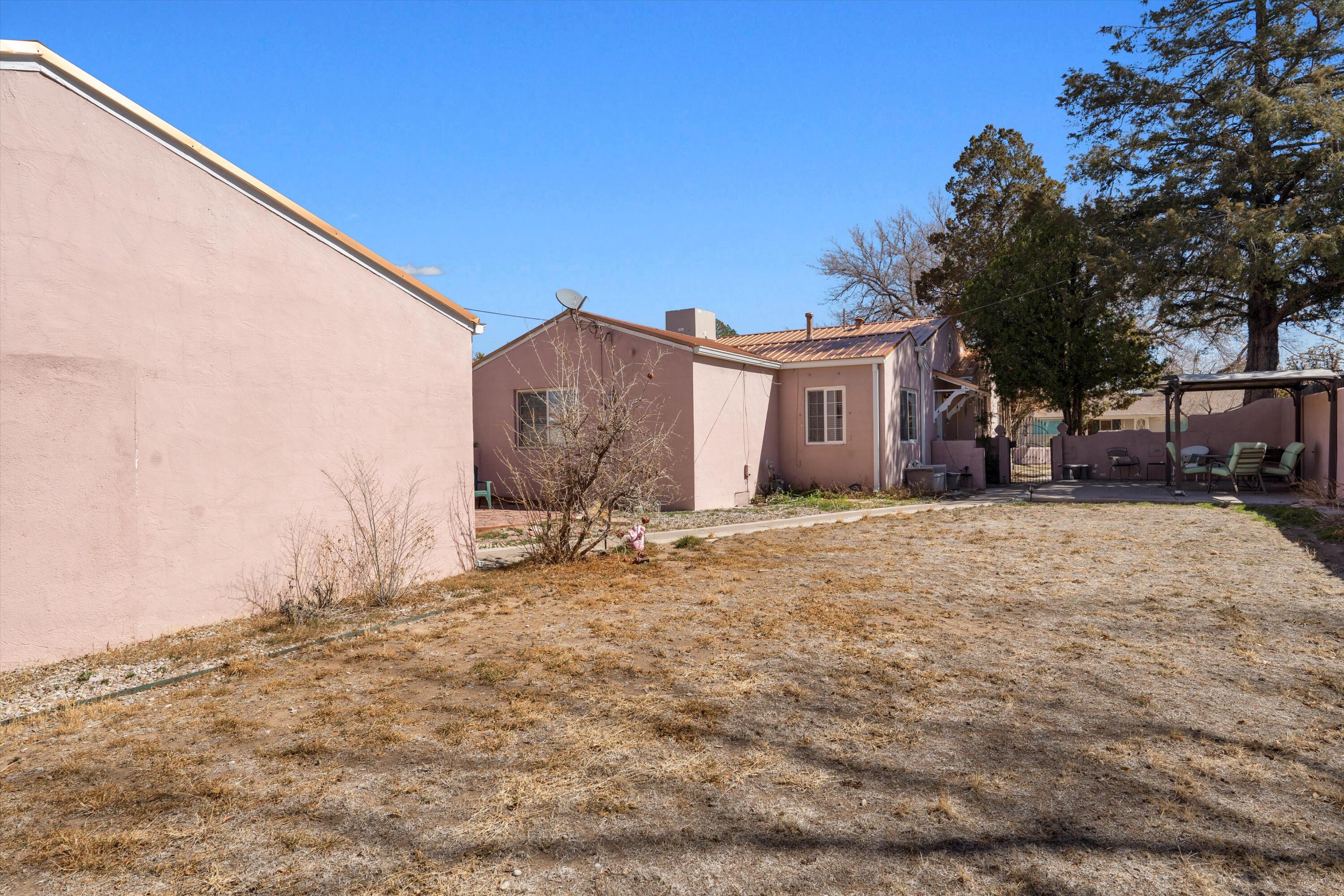 801 PARKLAND Circle SE