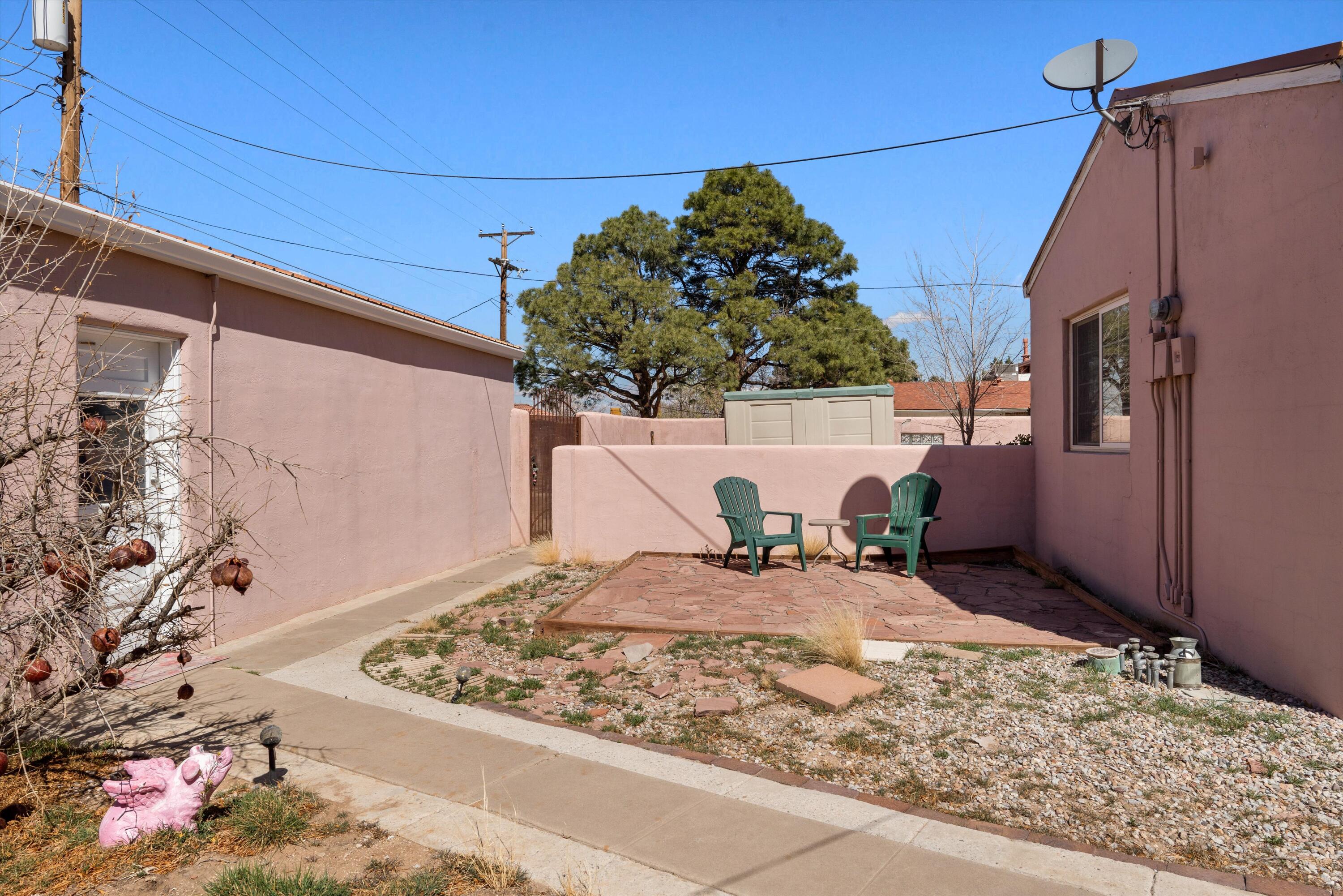 801 PARKLAND Circle SE