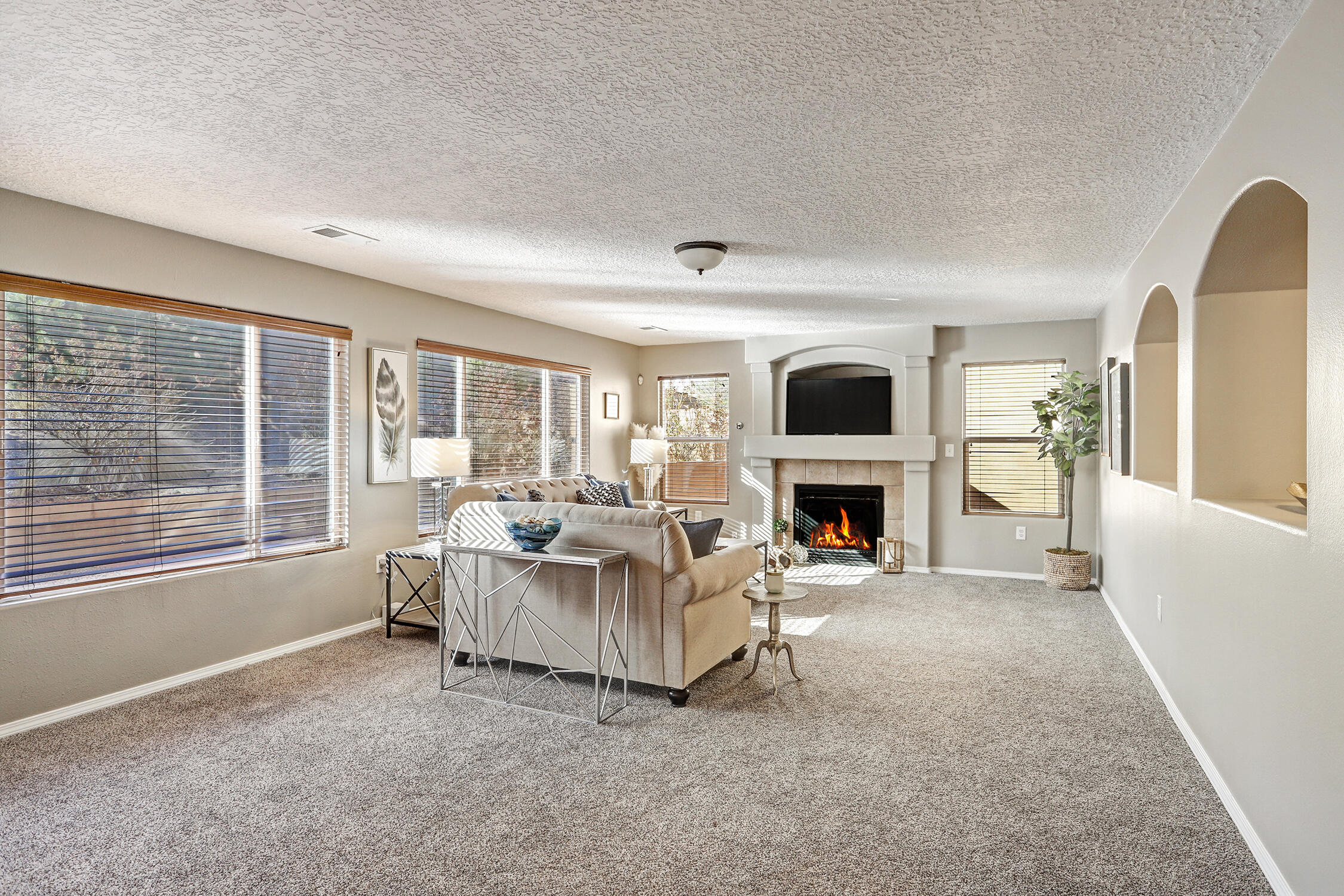 1230 Colibri Avenue NW