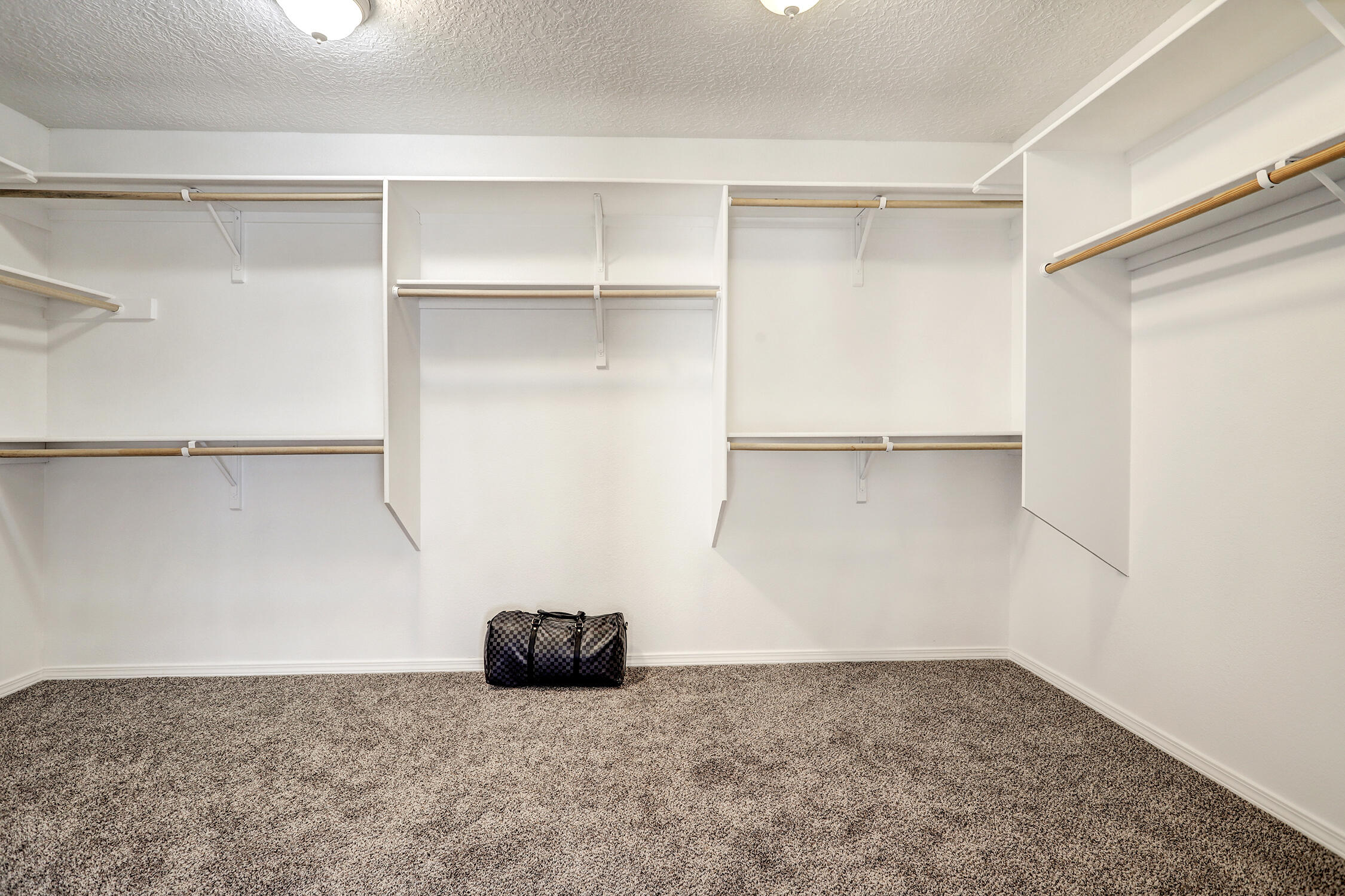 1230 Colibri Avenue NW