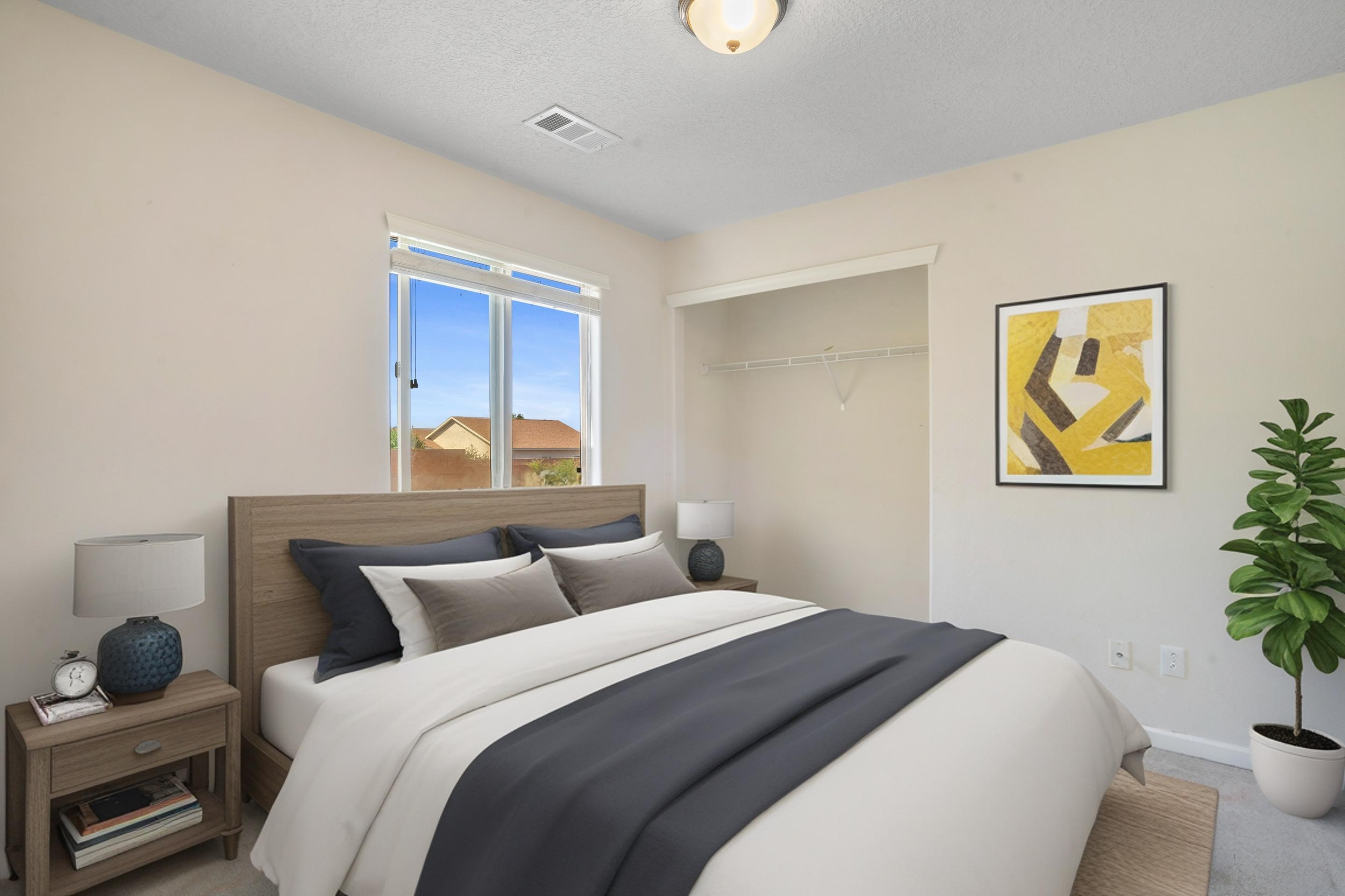 131 LAS RAMBLAS Avenue NW