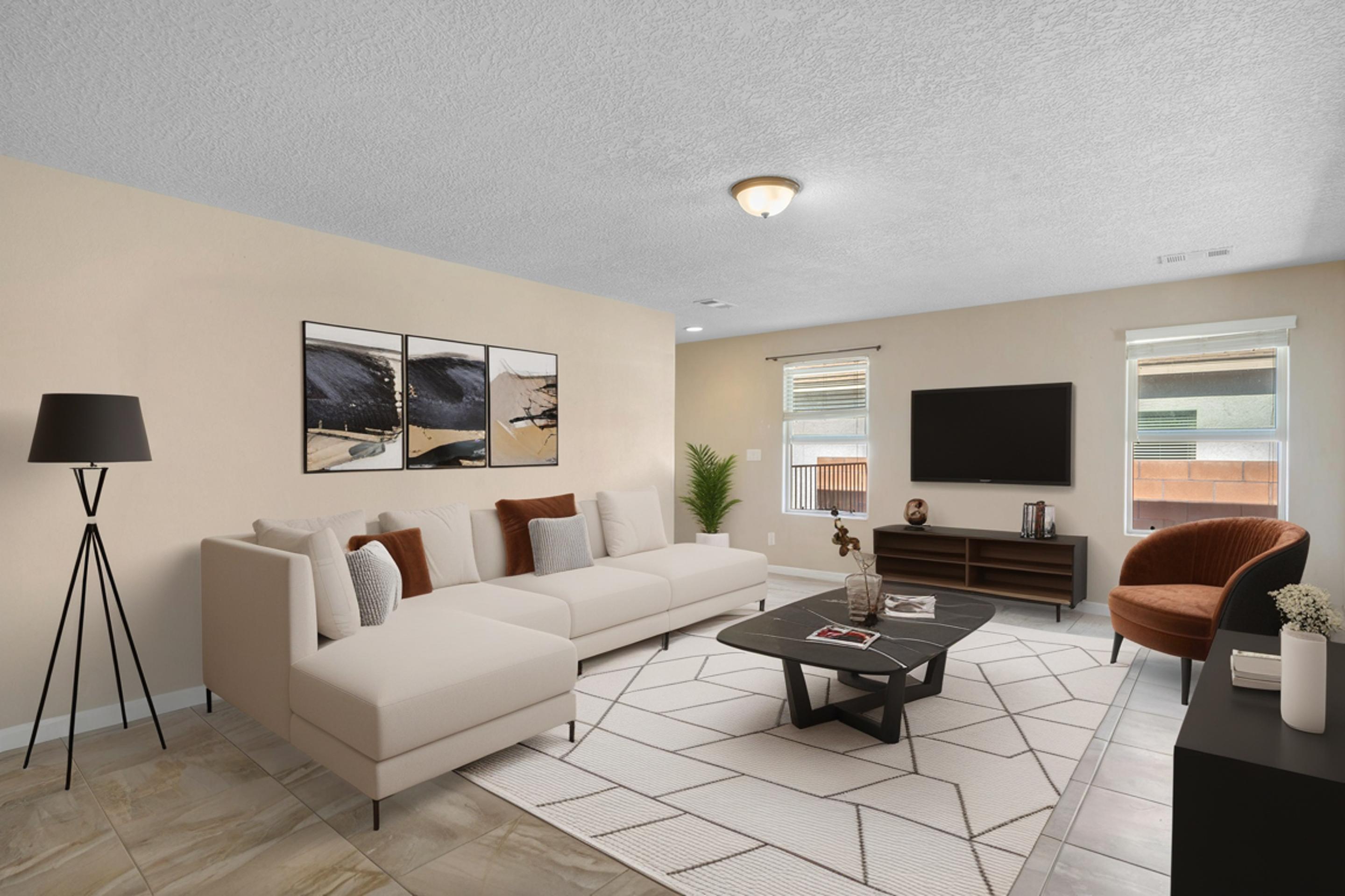 131 LAS RAMBLAS Avenue NW