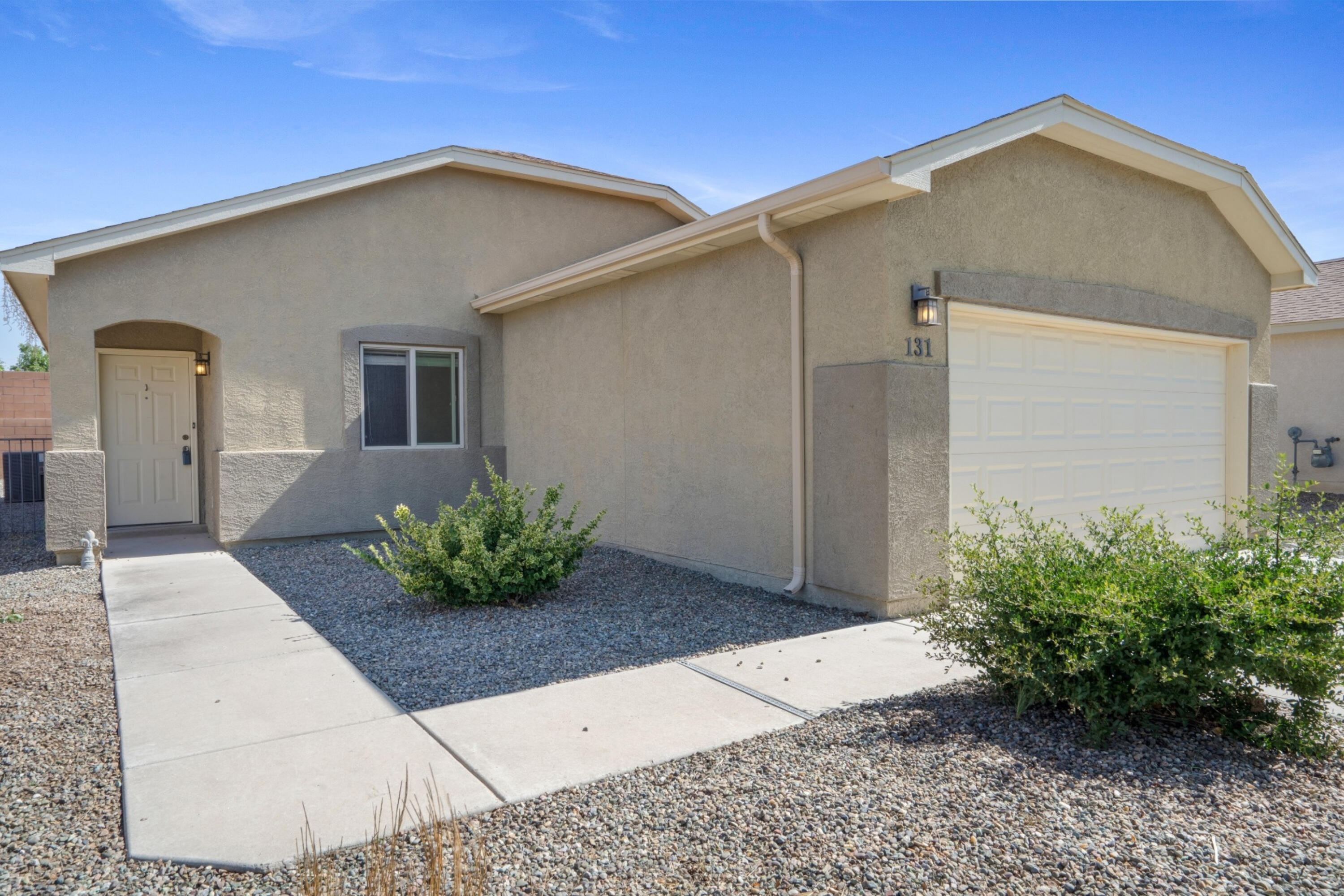 131 LAS RAMBLAS Avenue NW