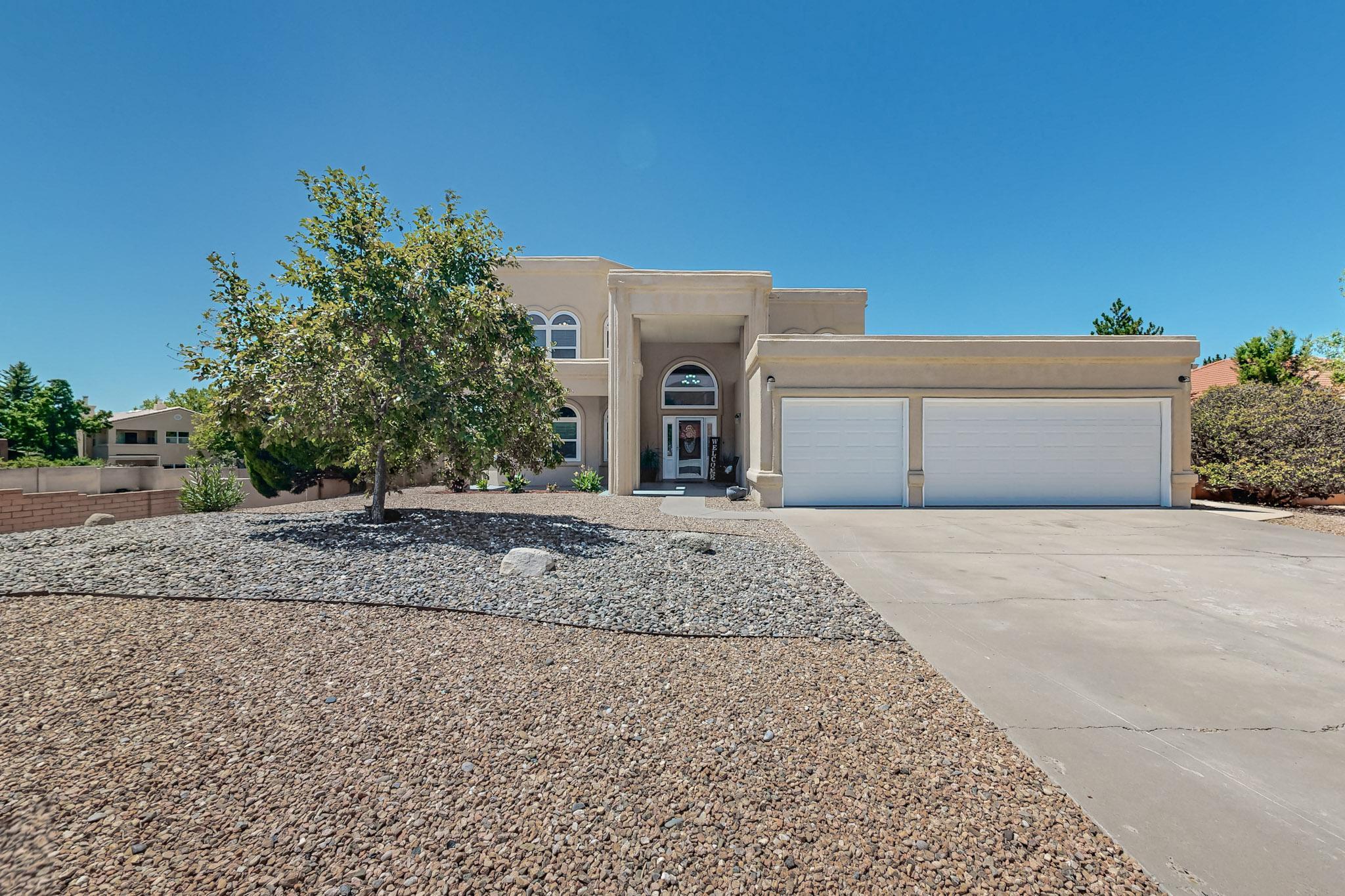 5701 Royal Oak Drive NE
