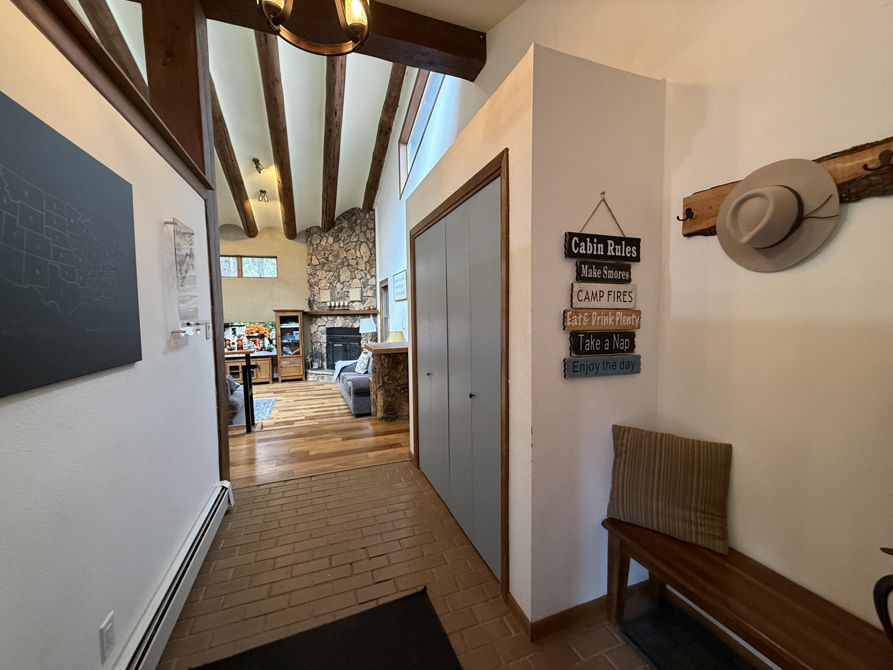10 Woodland Drive