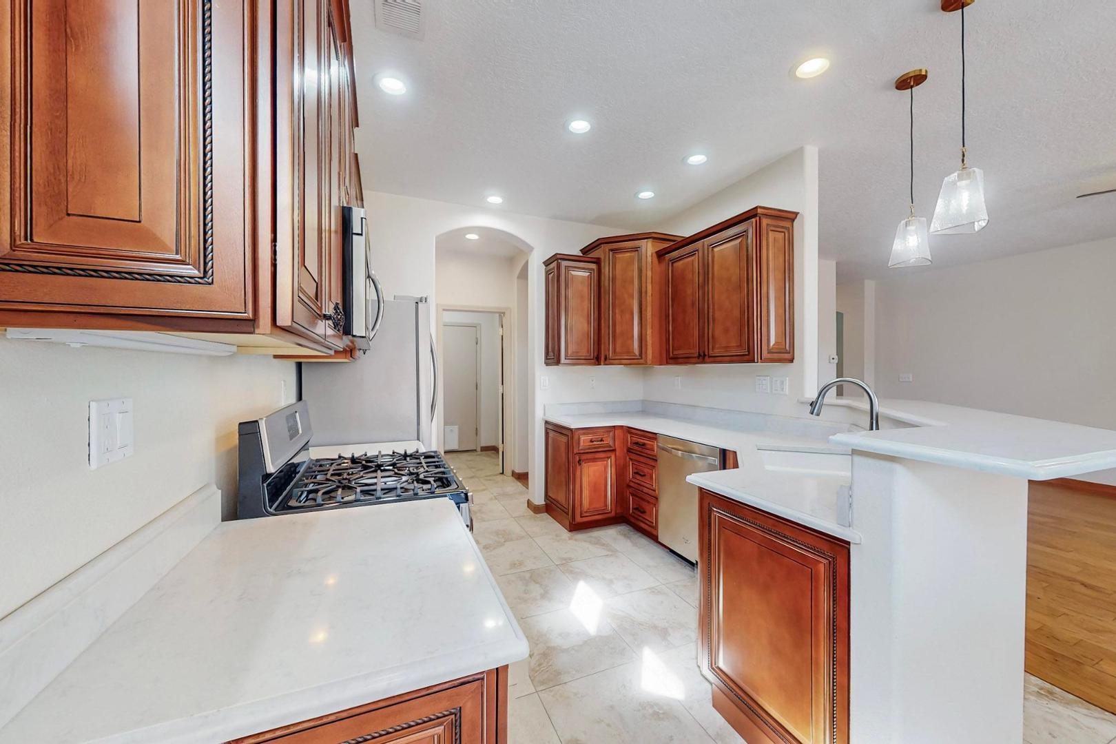 1116 Calle Corvo NE