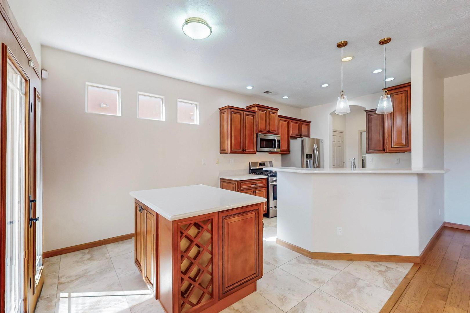 1116 Calle Corvo NE