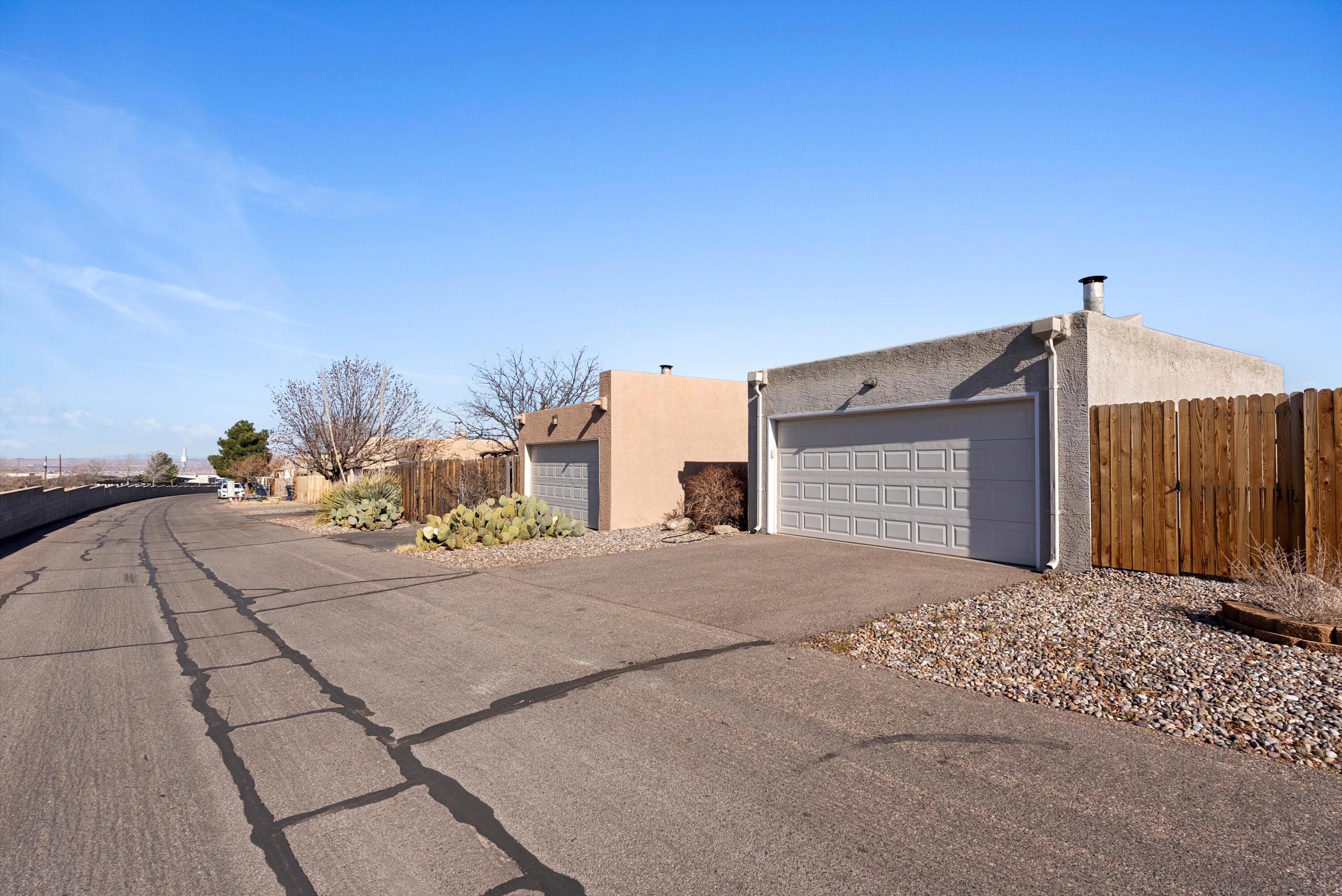 8312 Parrot Run Road NE