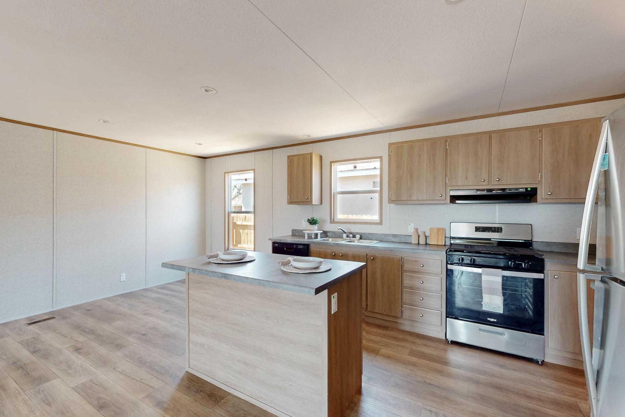 1019 W Chavez Avenue