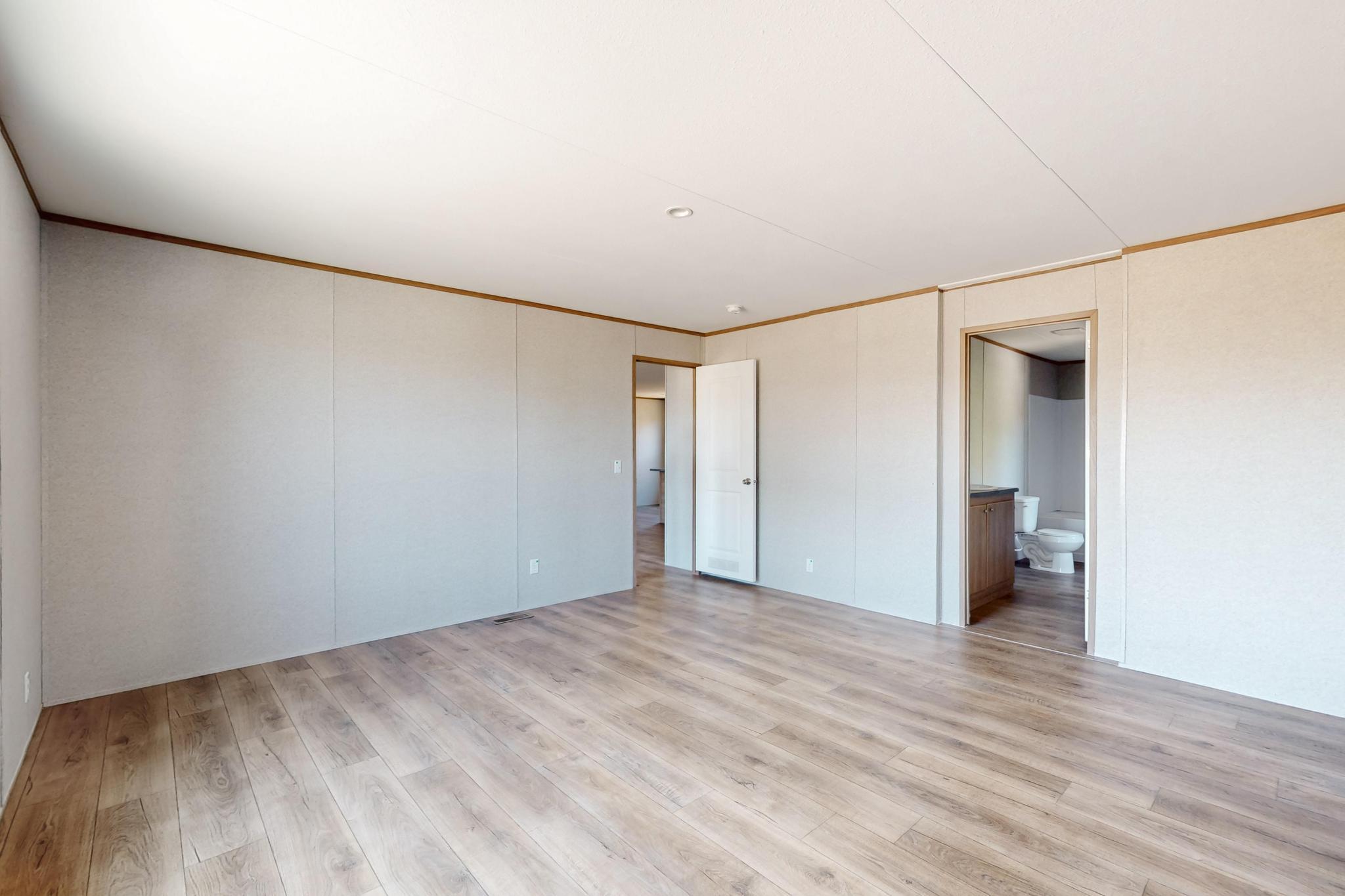 1019 W Chavez Avenue