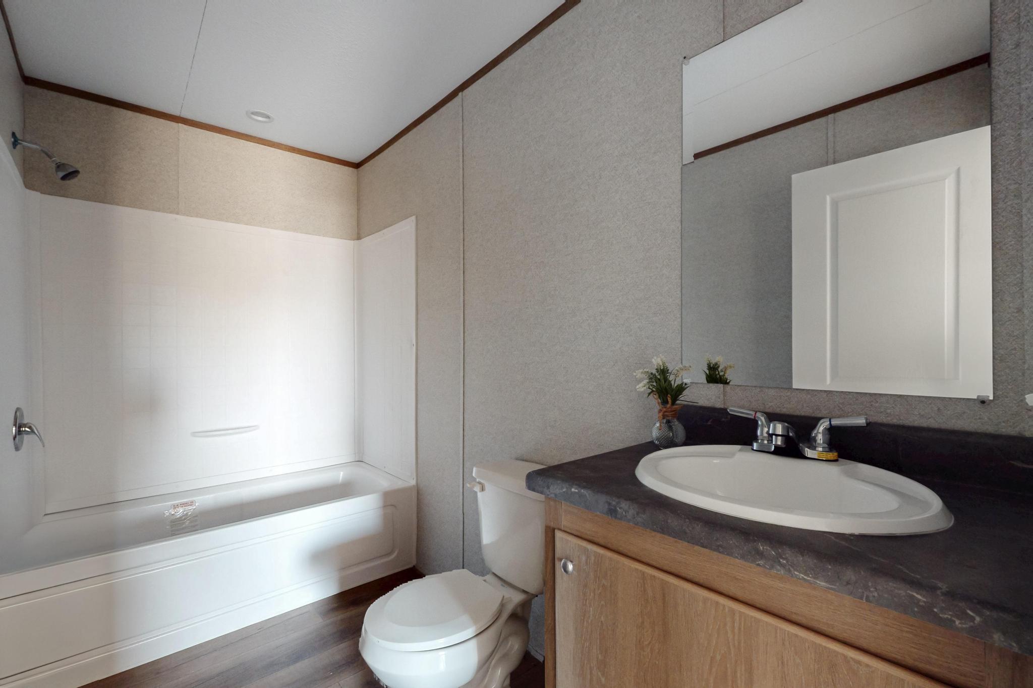 1019 W Chavez Avenue