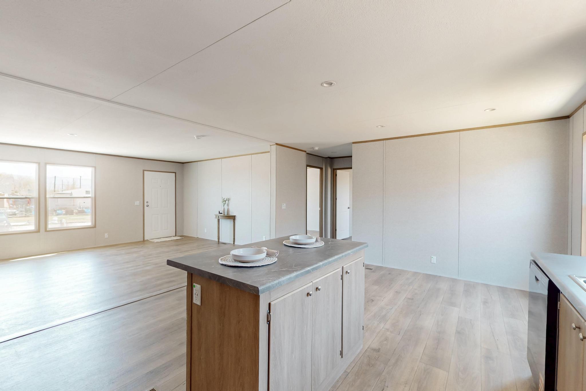 1019 W Chavez Avenue