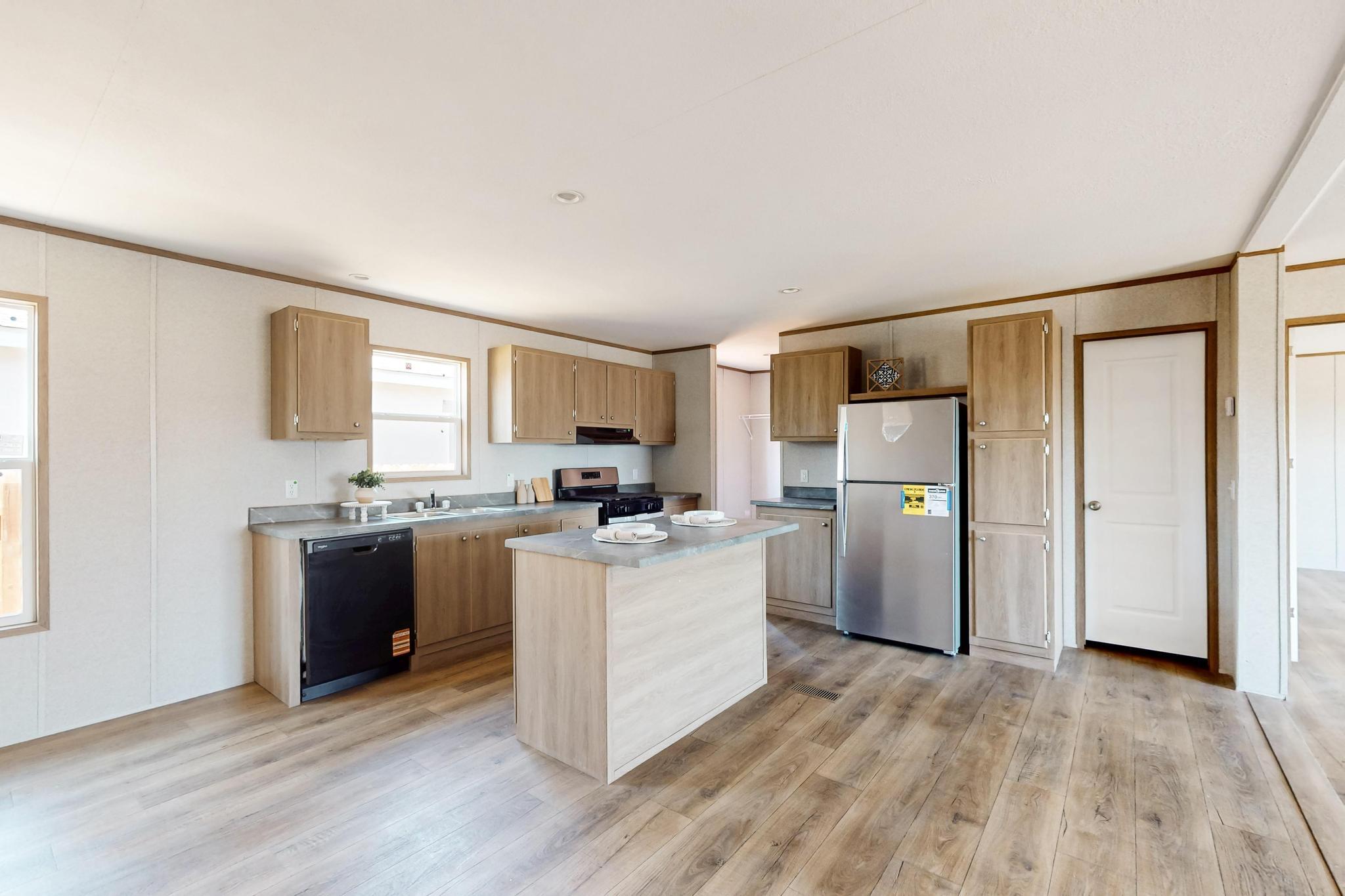 1019 W Chavez Avenue