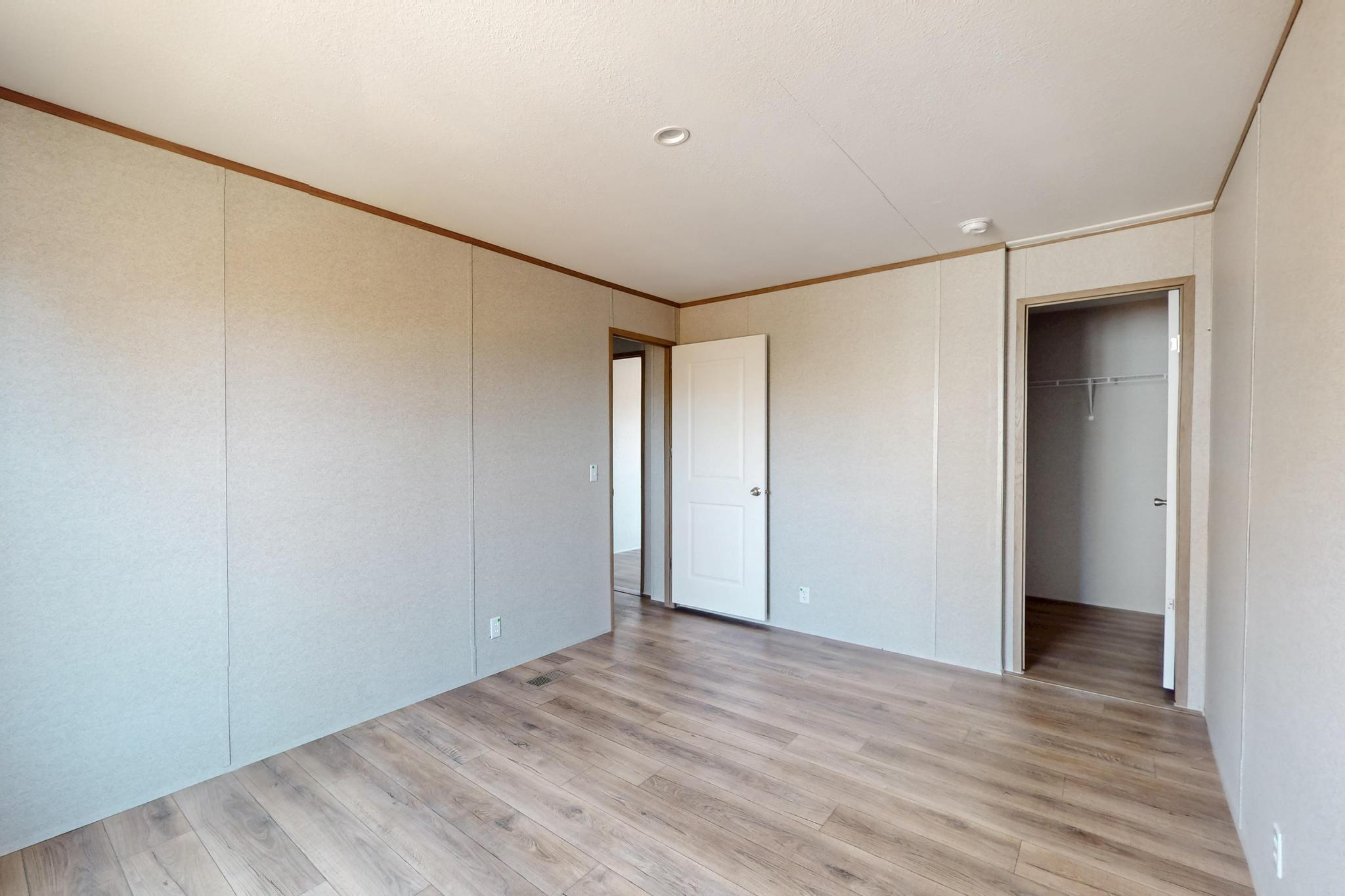 1019 W Chavez Avenue