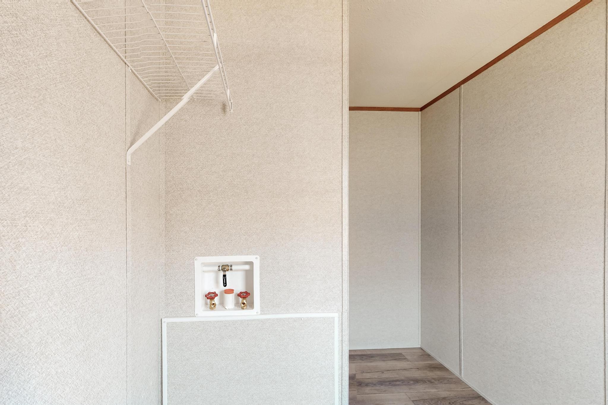 1019 W Chavez Avenue