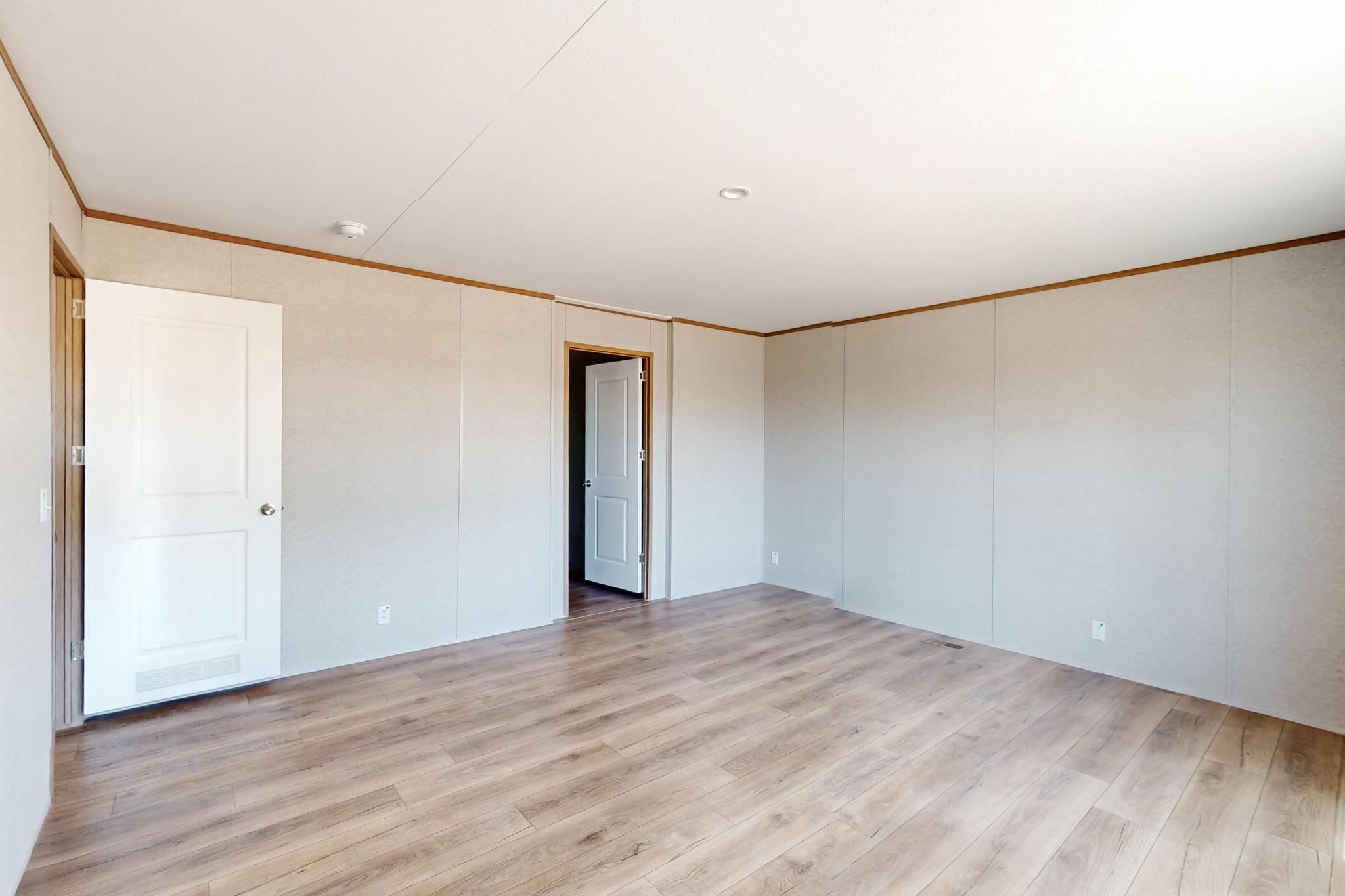 1019 W Chavez Avenue