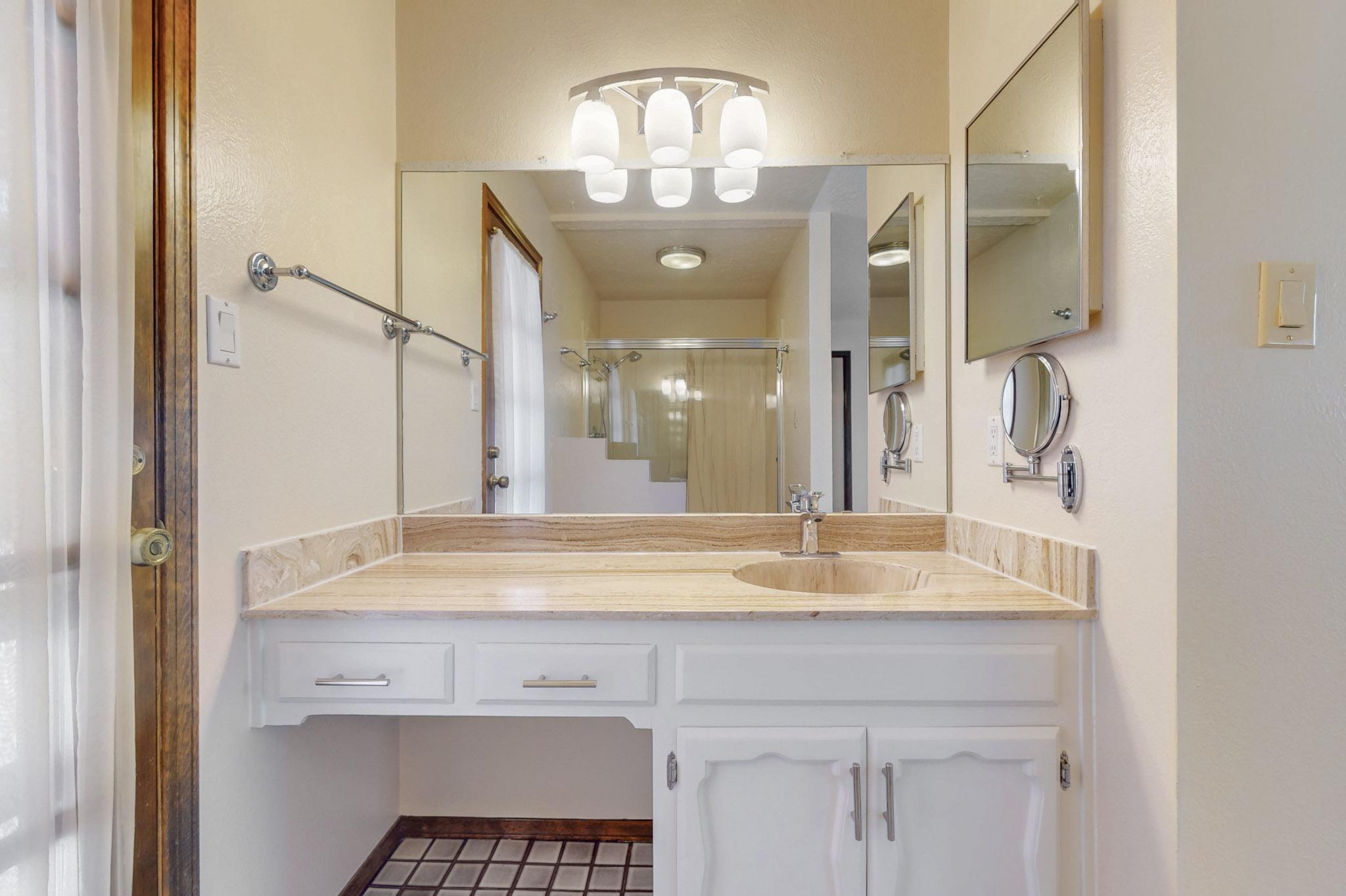 12104 EL DORADO Place NE