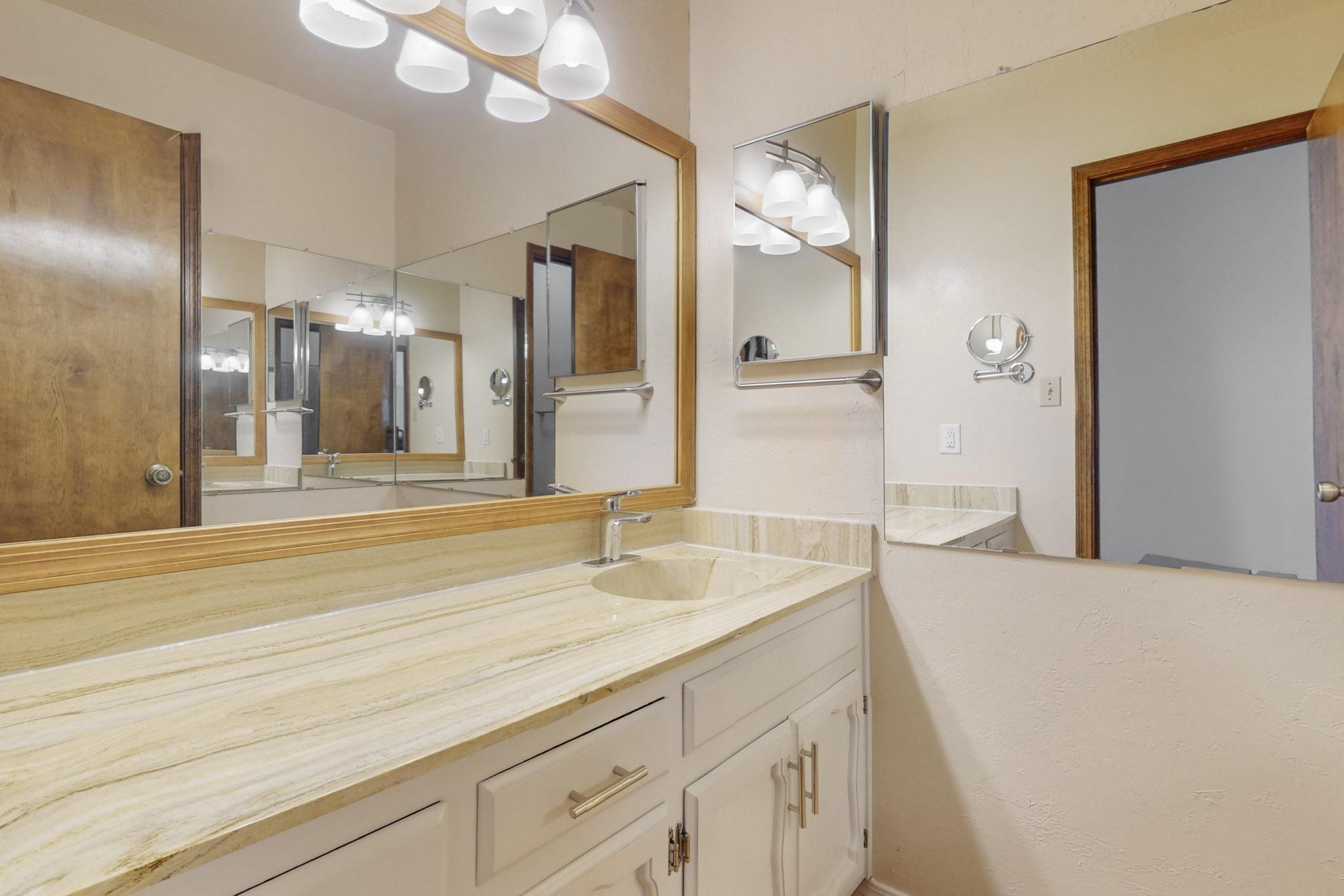 12104 EL DORADO Place NE