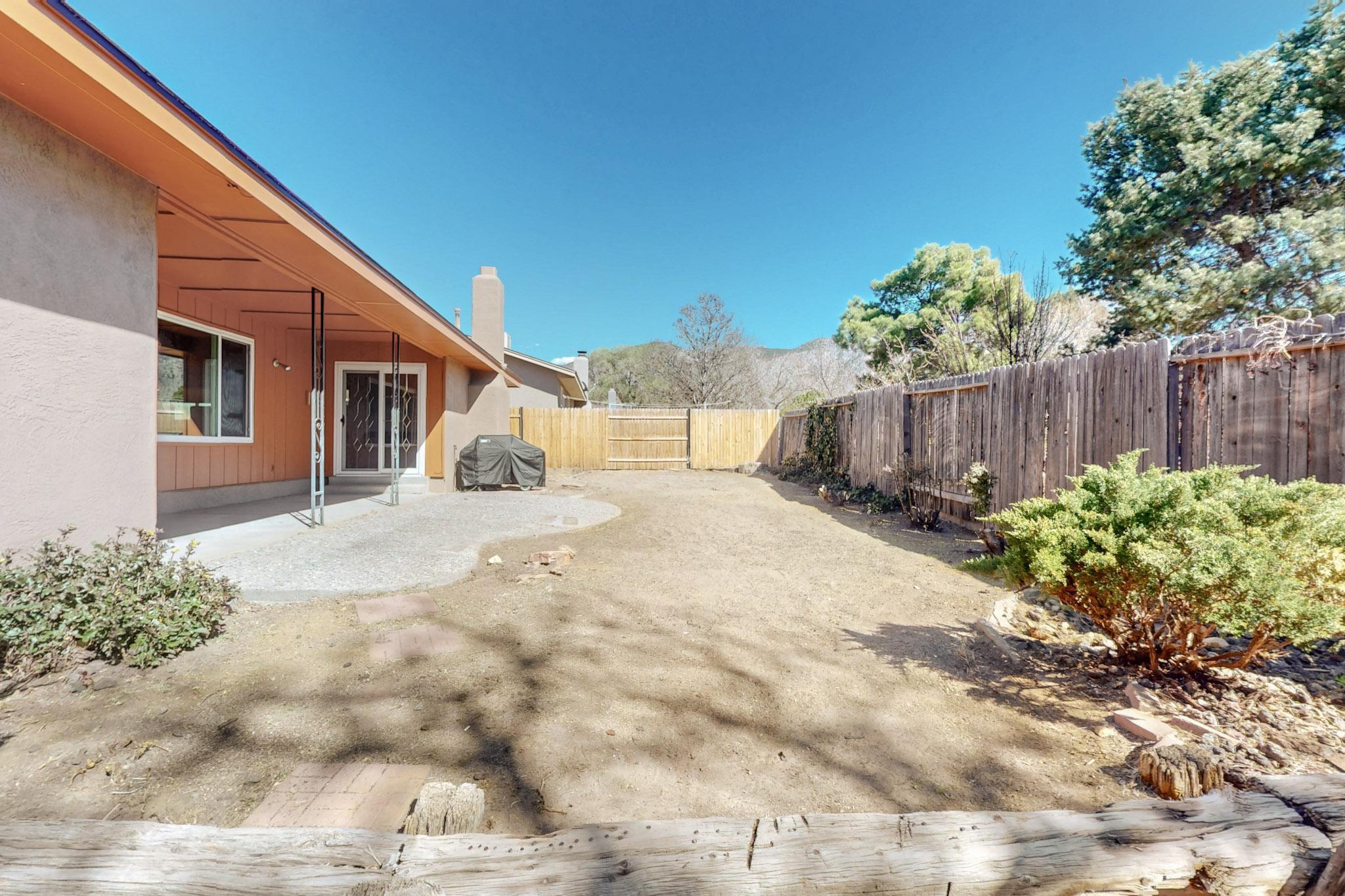 12104 EL DORADO Place NE