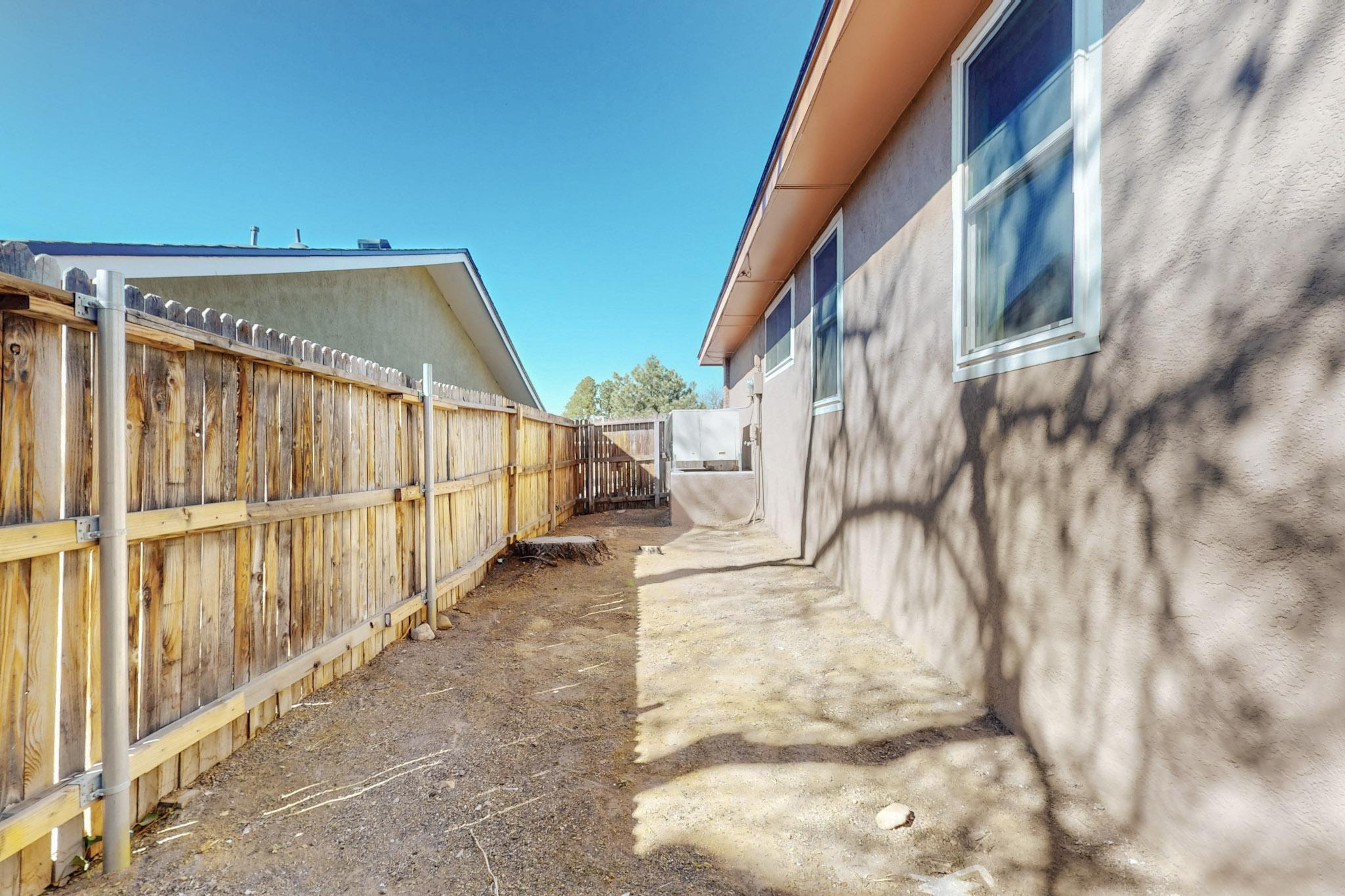 12104 EL DORADO Place NE