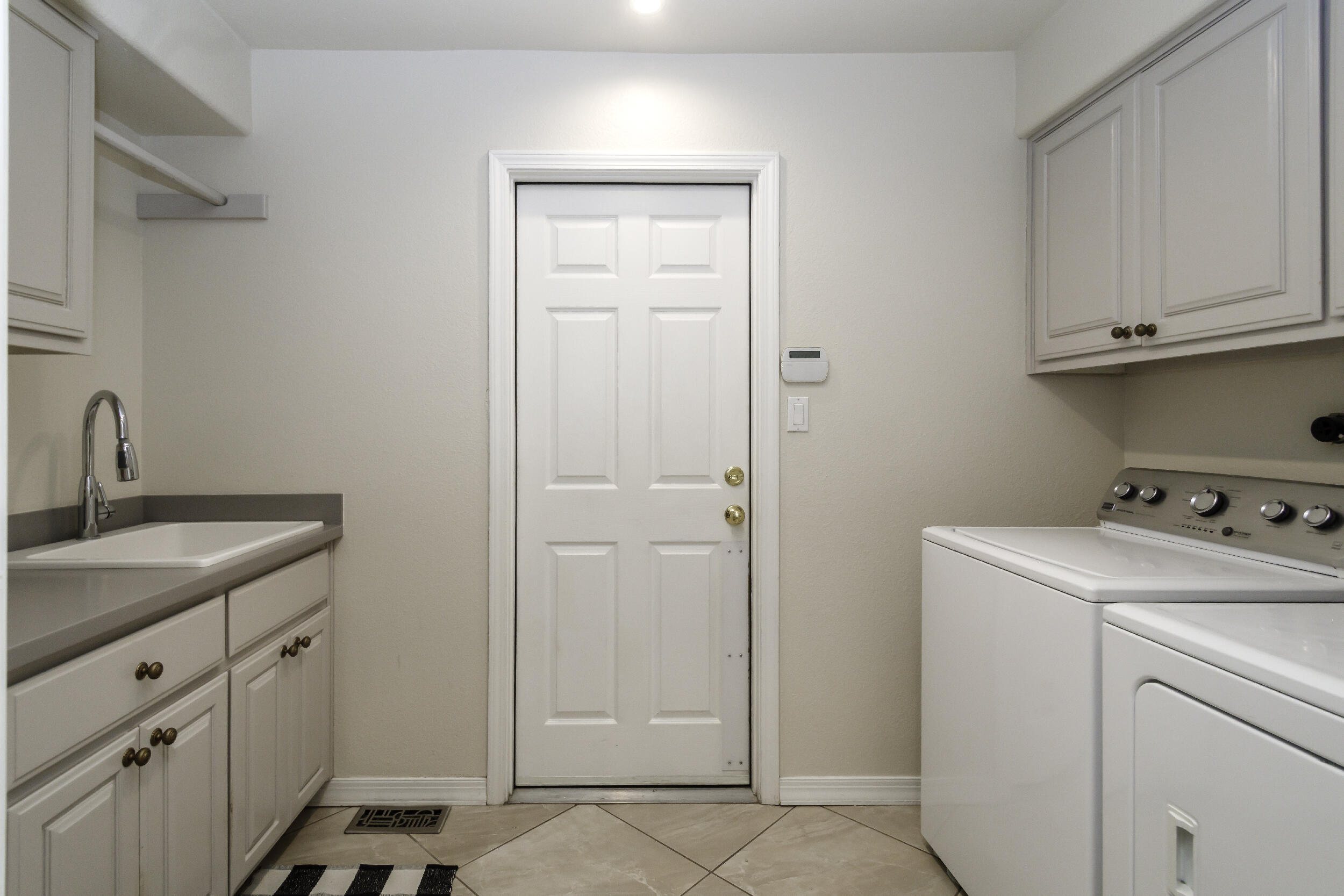 10416 MORNING STAR Drive NE