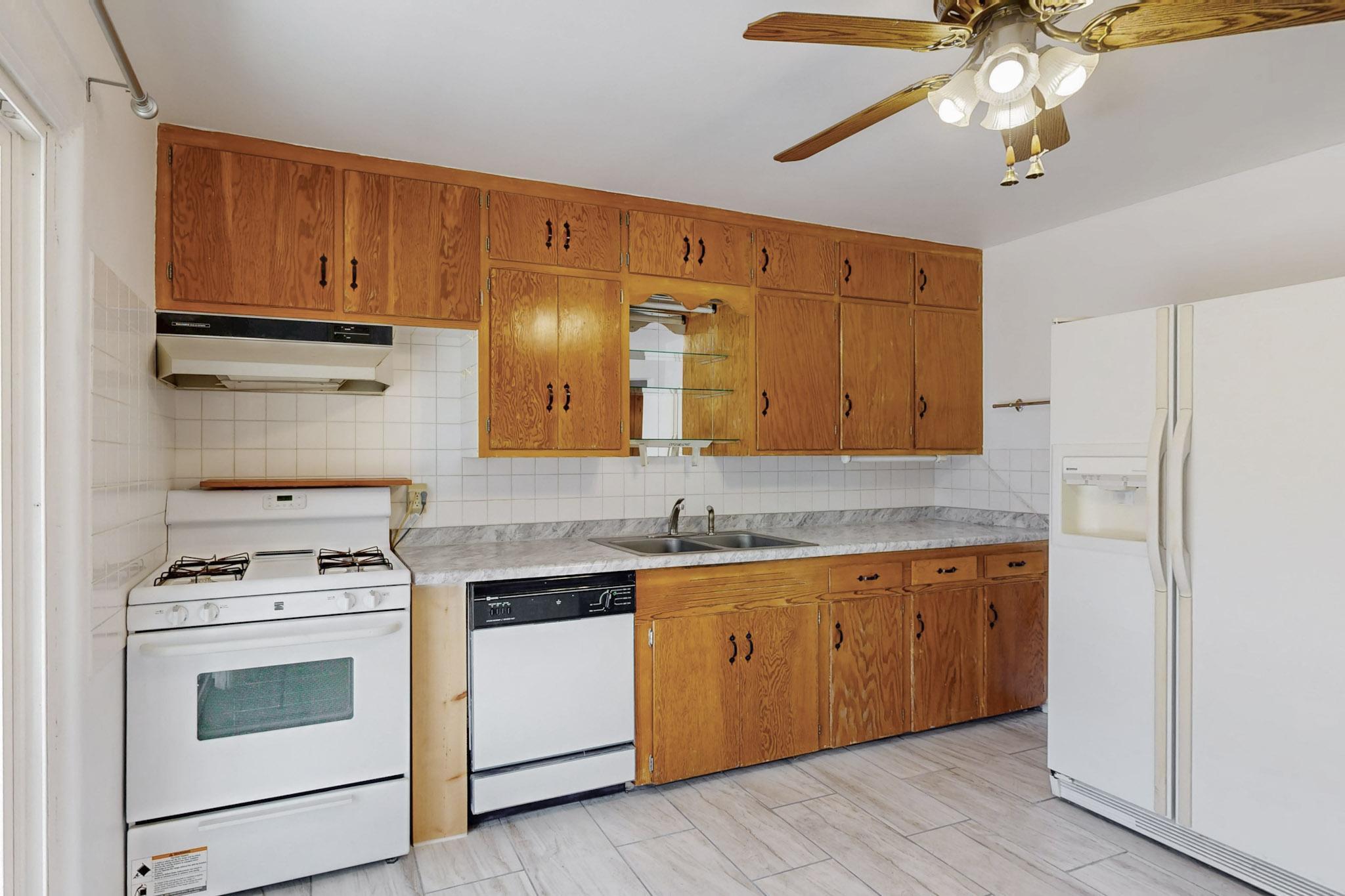 1708 BUENA VISTA Drive SE