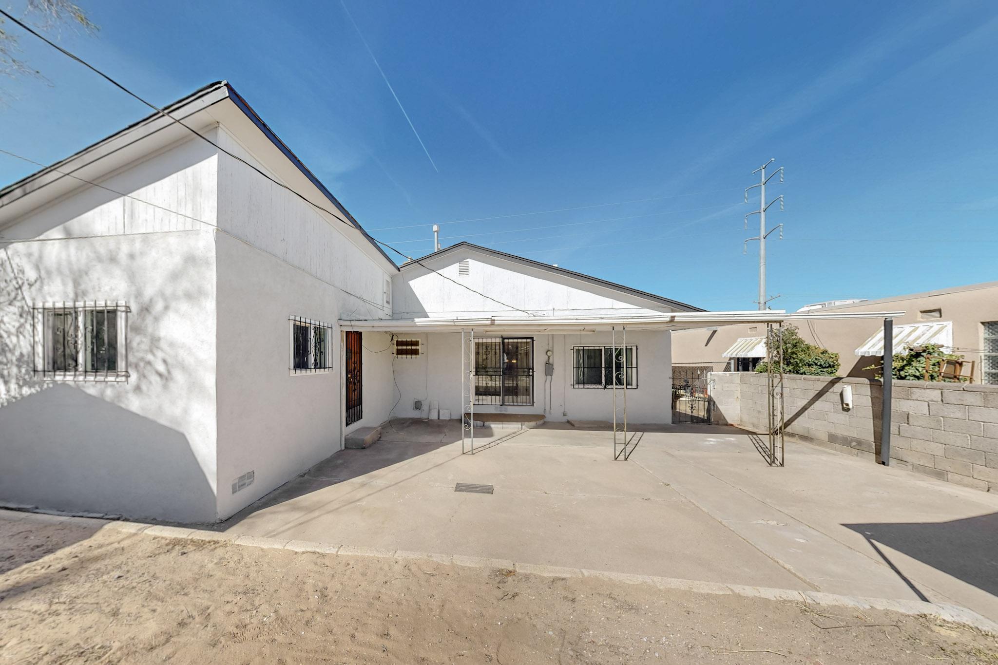 1708 BUENA VISTA Drive SE