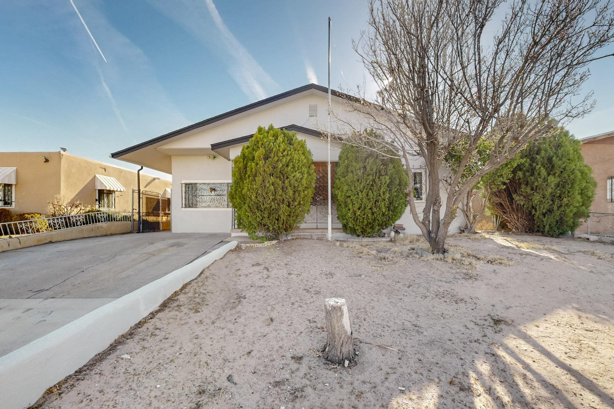 1708 BUENA VISTA Drive SE