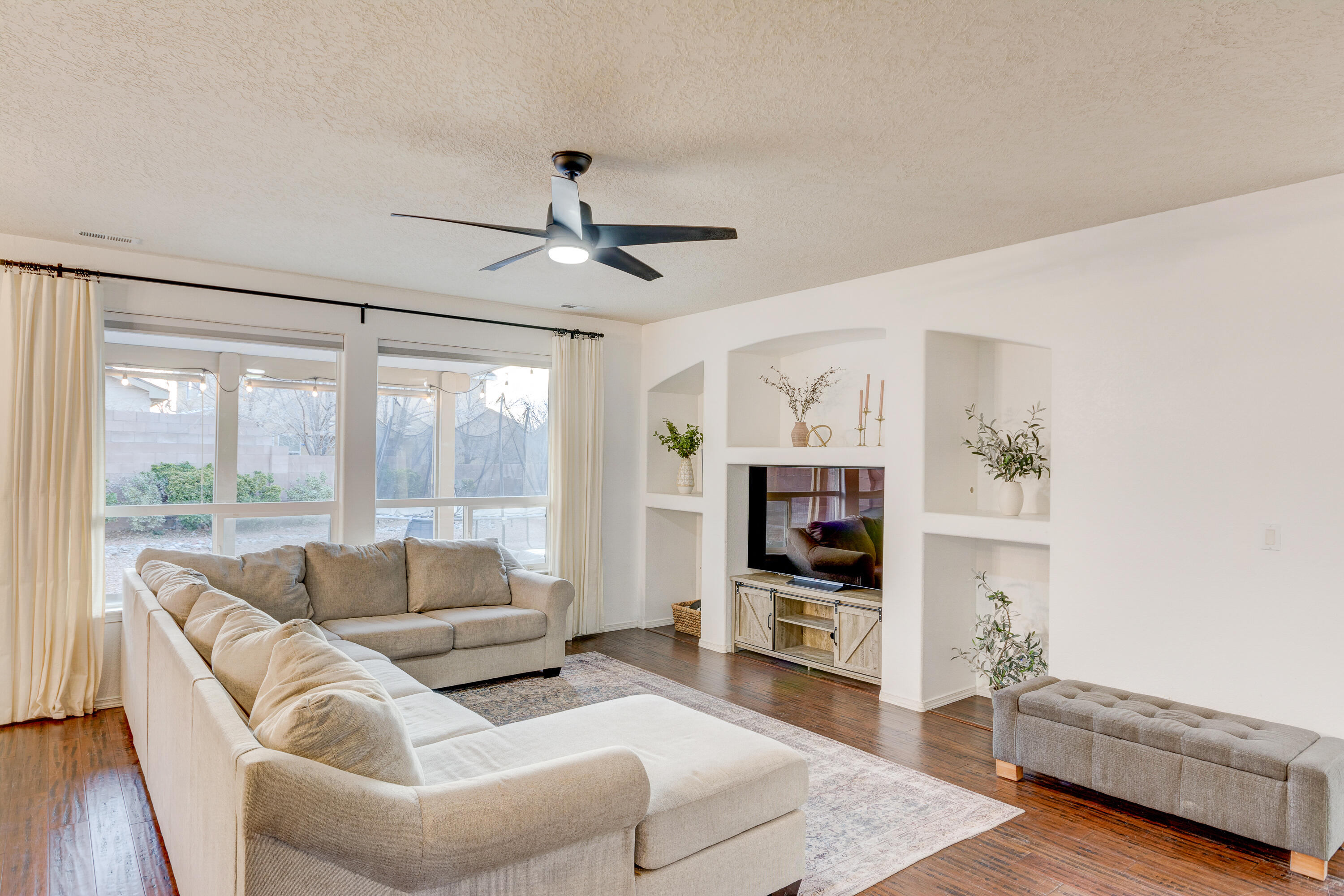 10527 Brookville Street NW