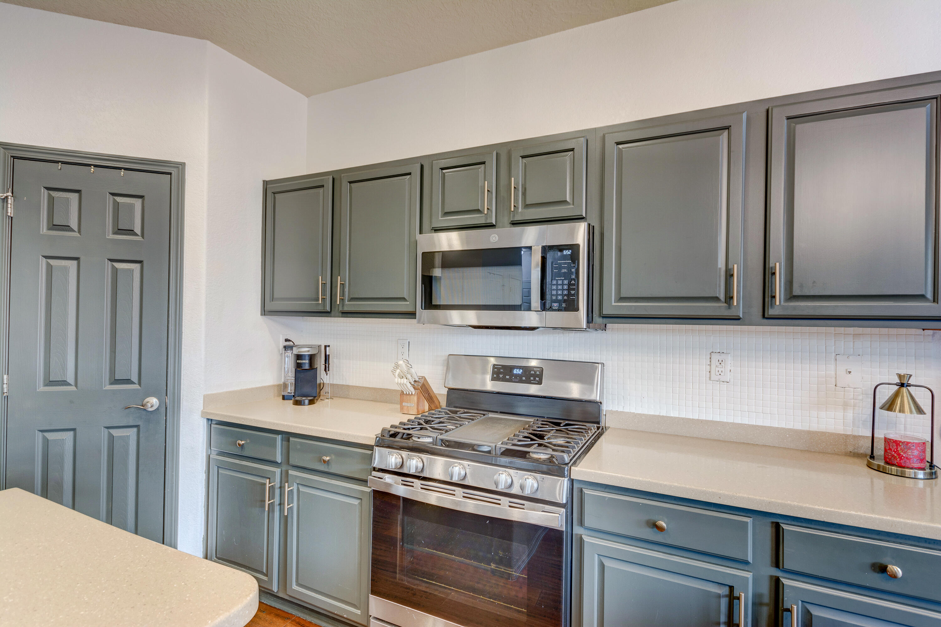 10527 Brookville Street NW