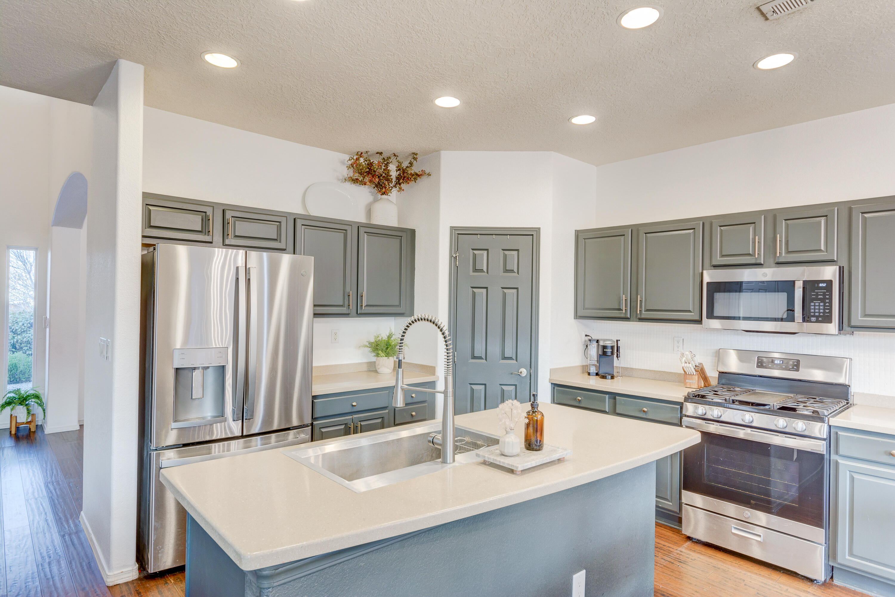 10527 Brookville Street NW