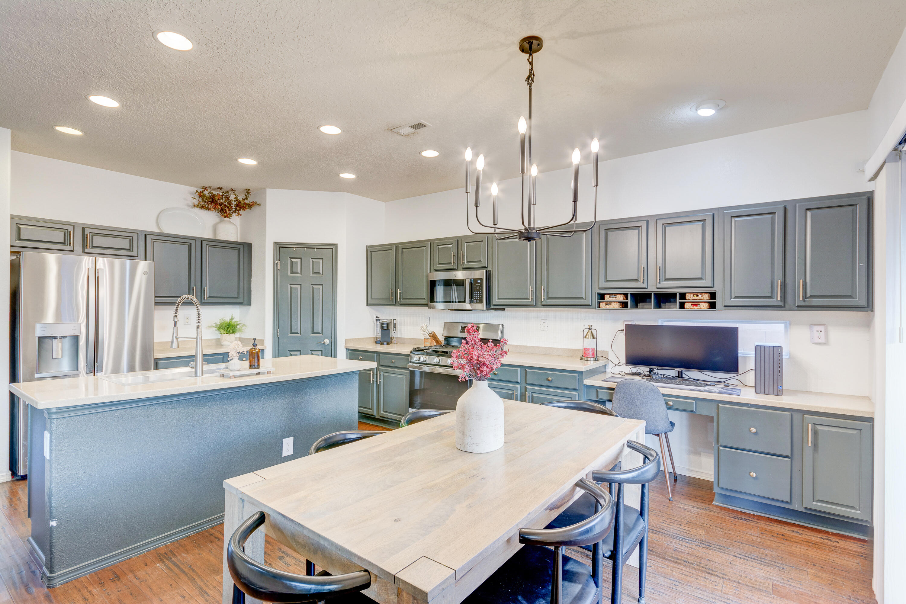 10527 Brookville Street NW